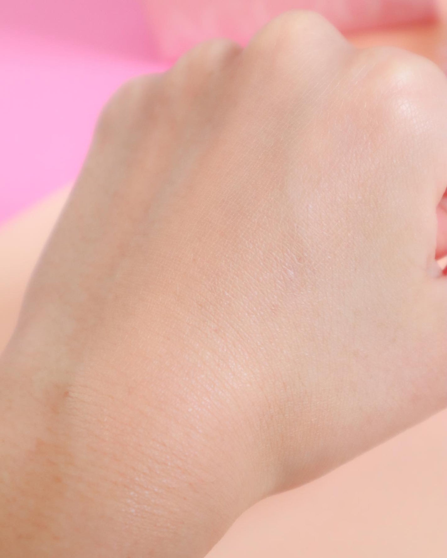 ヴェールヌーディ エッセンスパクトグロウ/AGE20’s/クリーム・エマルジョンファンデーションを使ったクチコミ(7枚目)