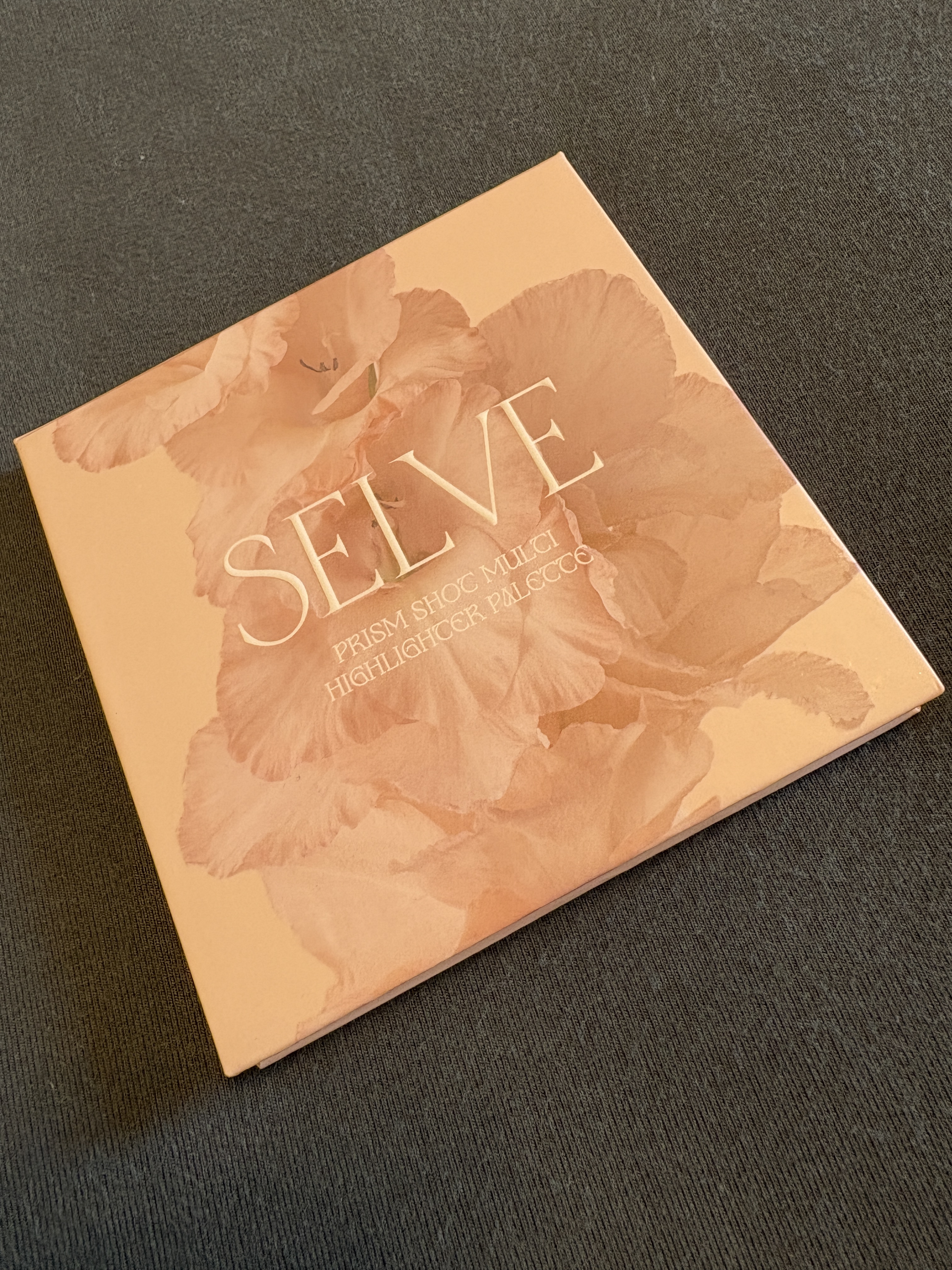 プリズムショットマルチハイライトパレット 01 ブロッサムピーチ/SELVE/パウダーハイライトを使ったクチコミ（1枚目）