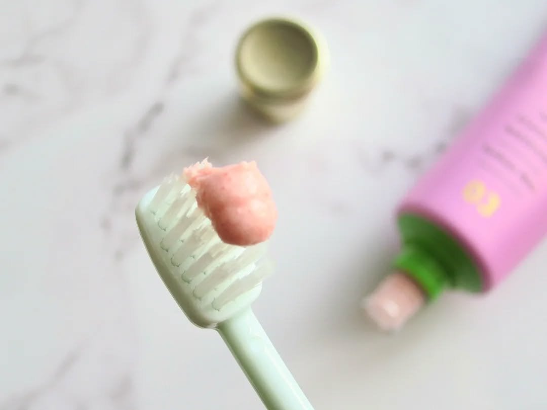 ホワイトプロミス 美白*+口臭ケア/WHiTE PROMiSE/歯磨き粉を使ったクチコミ(3枚目)