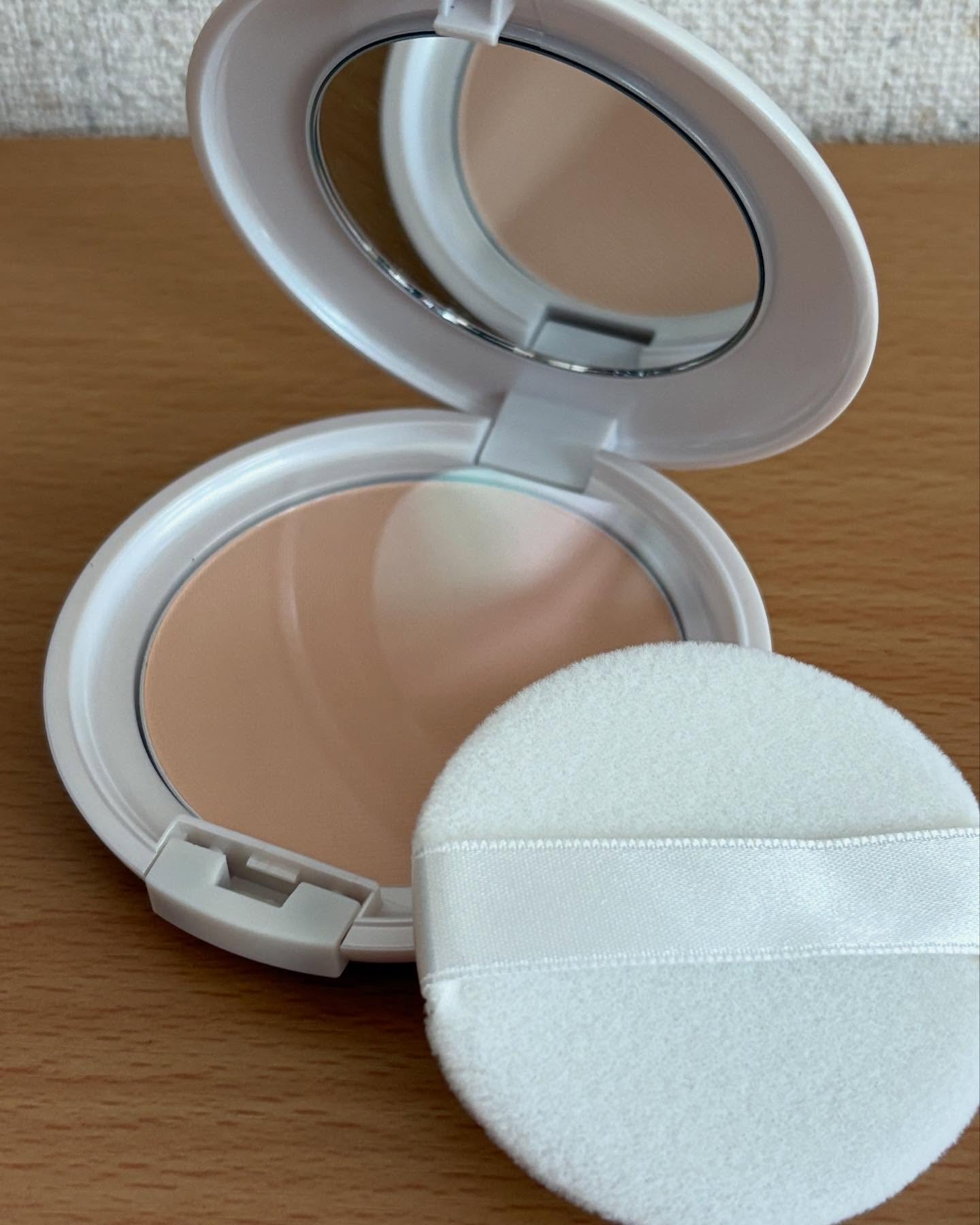 サナ　舞妓はん　化粧もち美容液パウダー/舞妓はん/プレストパウダーを使ったクチコミ（2枚目）