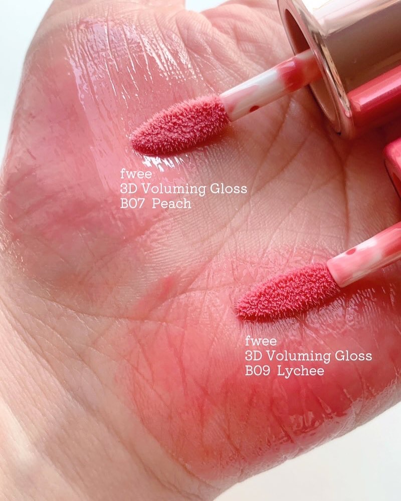 フィー 3Dボリューミンググロス/fwee/リップグロスを使ったクチコミ（2枚目）