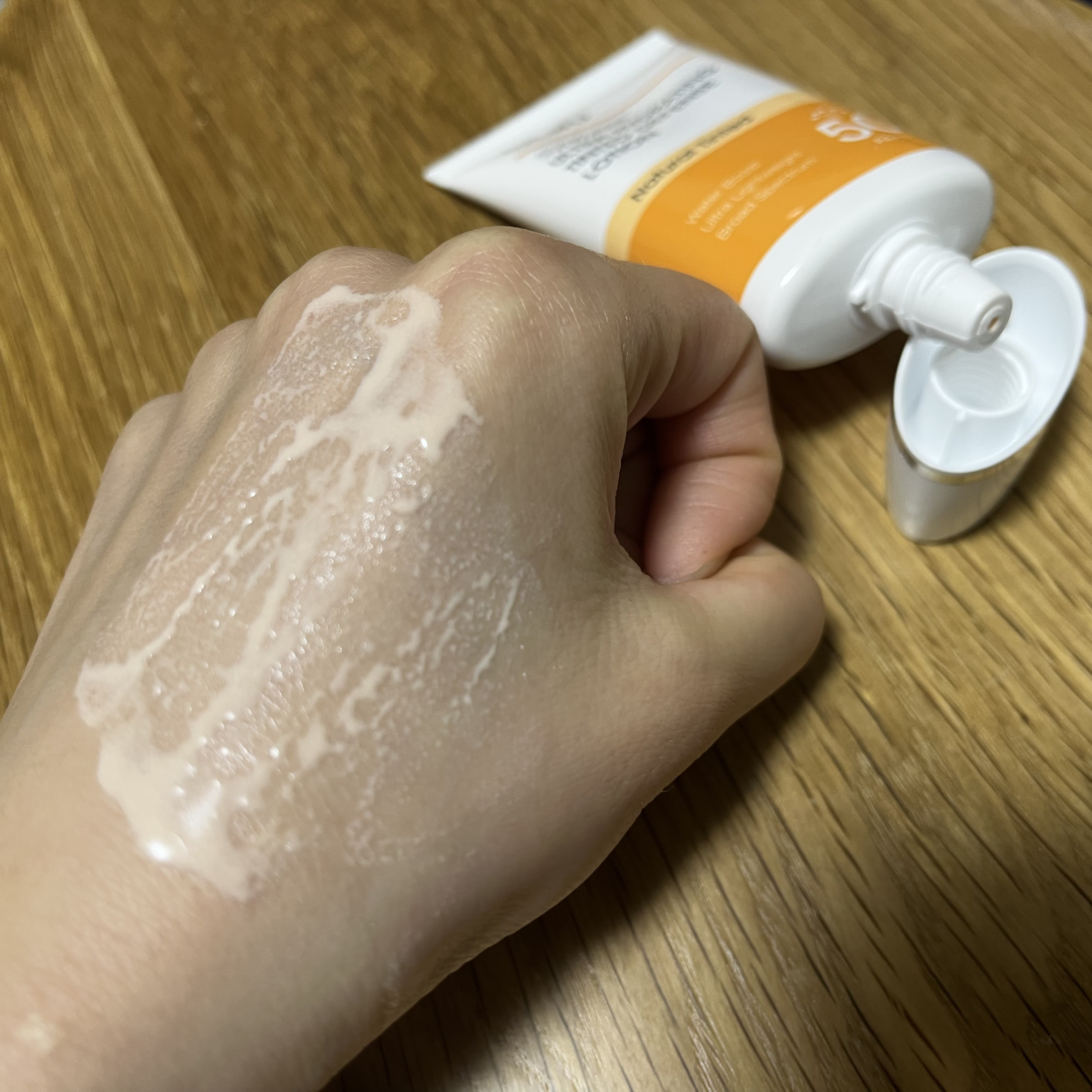 サンスクリーン+モイスト（色付き）＜日焼け止め＞/DR.WU/日焼け止めローションを使ったクチコミ（3枚目）