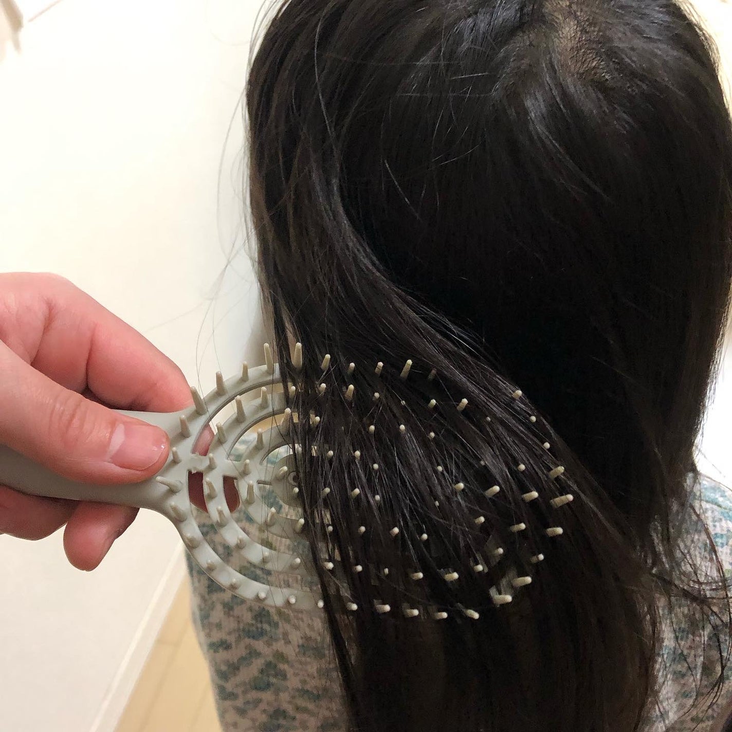 ユニークリー 4wayスムースヘアブラシ/ビー・エヌ/ヘアブラシを使ったクチコミ(9枚目)