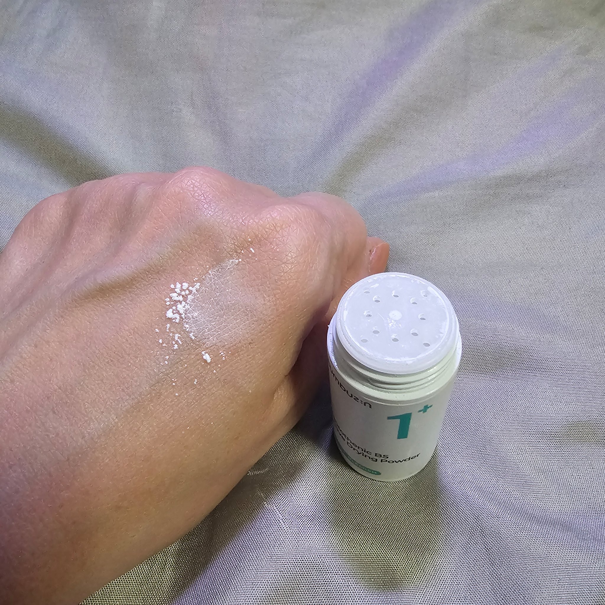 1番 かけるパントテン酸スキンパウダー/numbuzin/その他スキンケアを使ったクチコミ（3枚目）