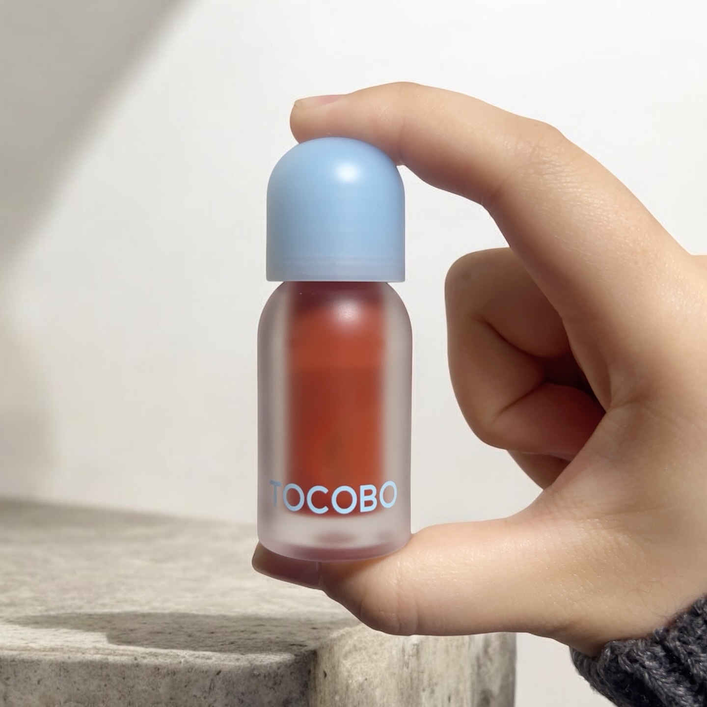 ジューシーベリープランピングリップオイル/TOCOBO/リップグロスを使ったクチコミ（2枚目）