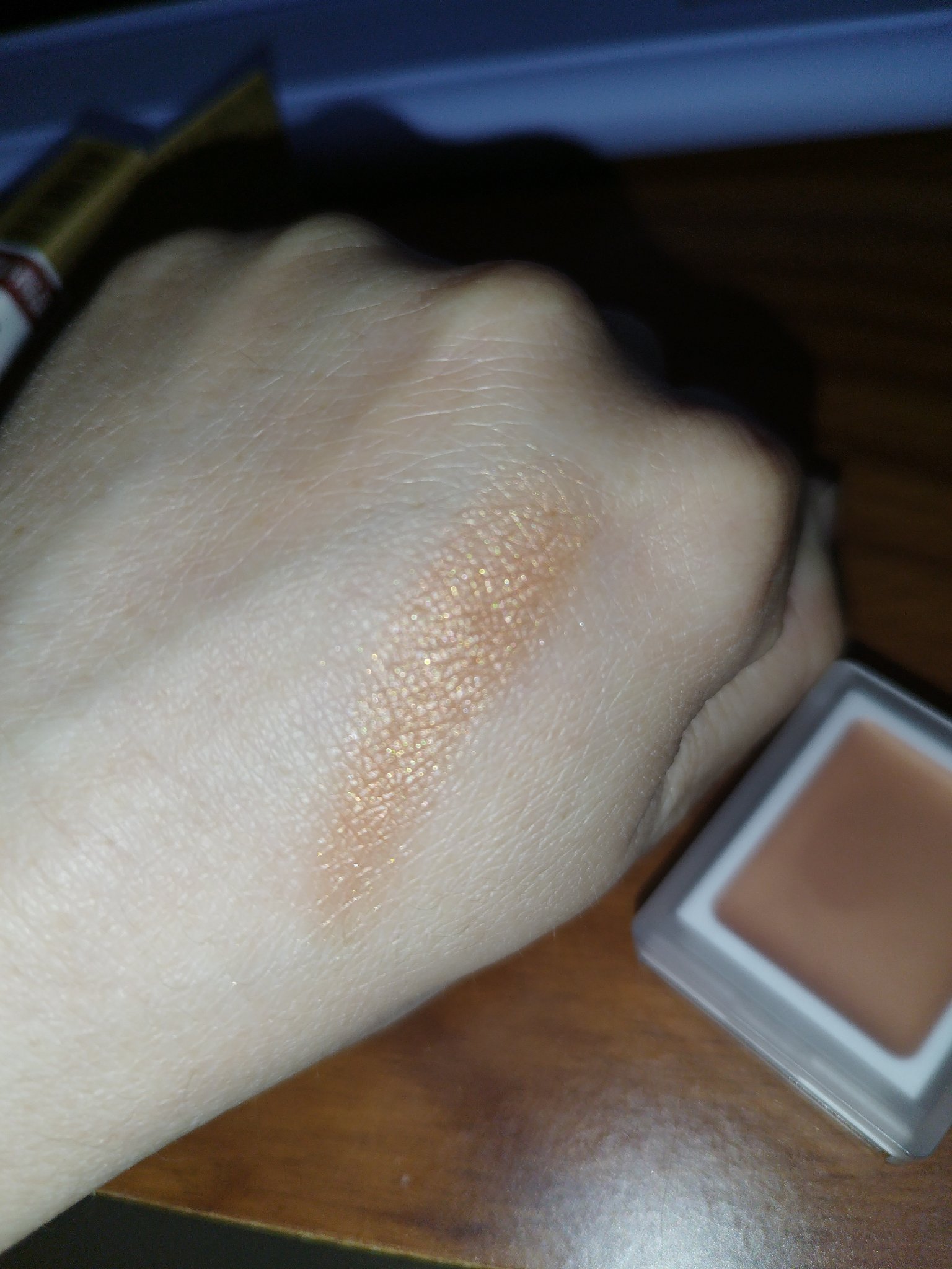 アイカラー　クリームタイプ/無印良品/ジェル・クリームアイシャドウを使ったクチコミ（3枚目）