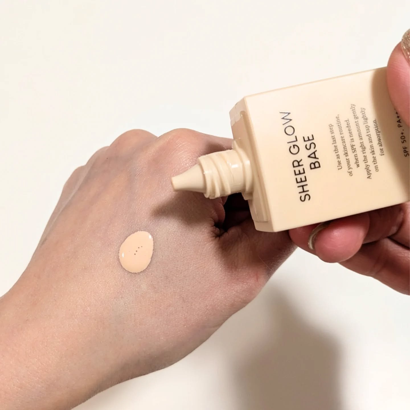 シアーグローベース/NUDIQUE/化粧下地を使ったクチコミ（2枚目）