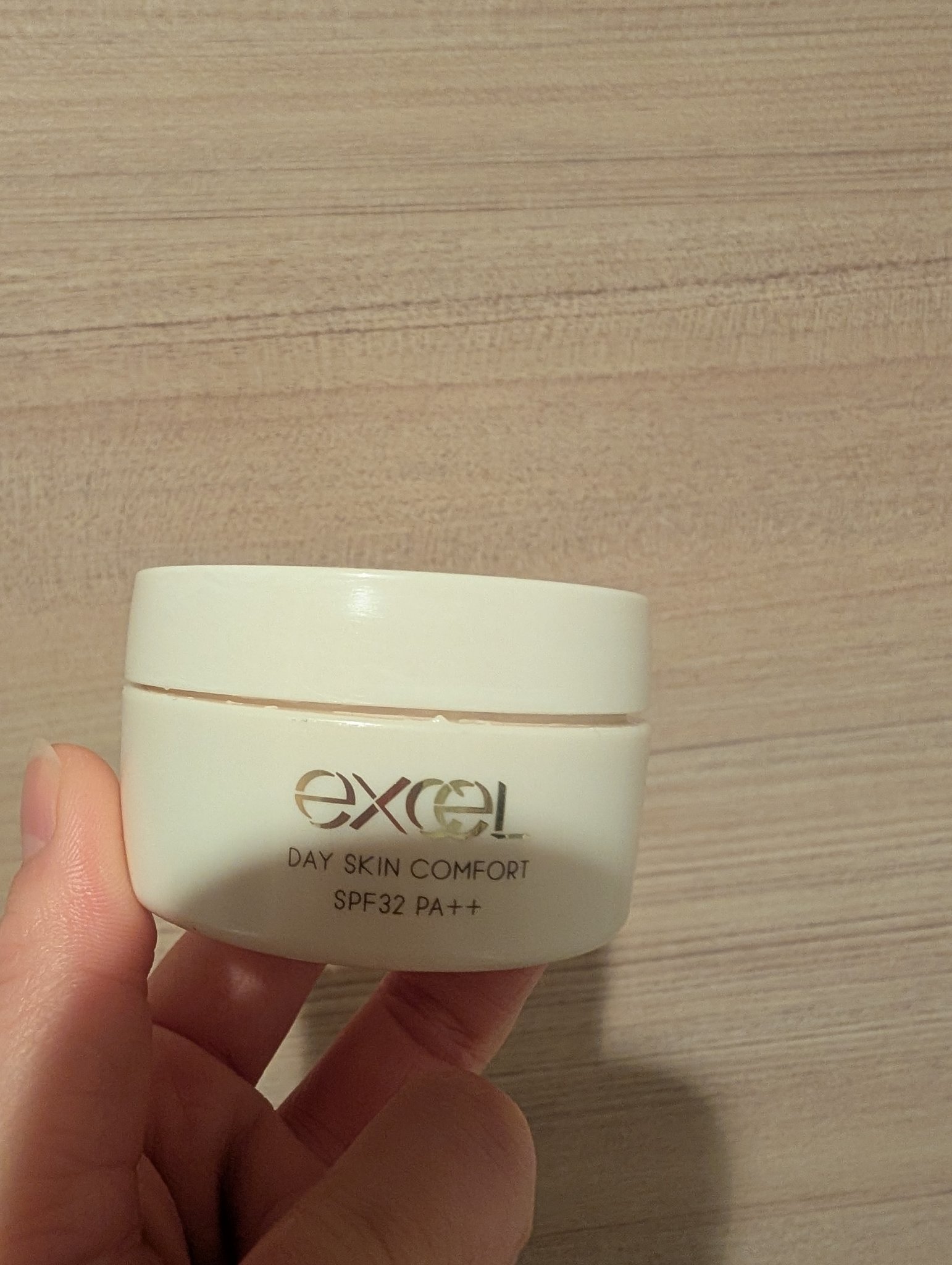 デイスキンコンフォート/excel/フェイスクリームを使ったクチコミ（1枚目）