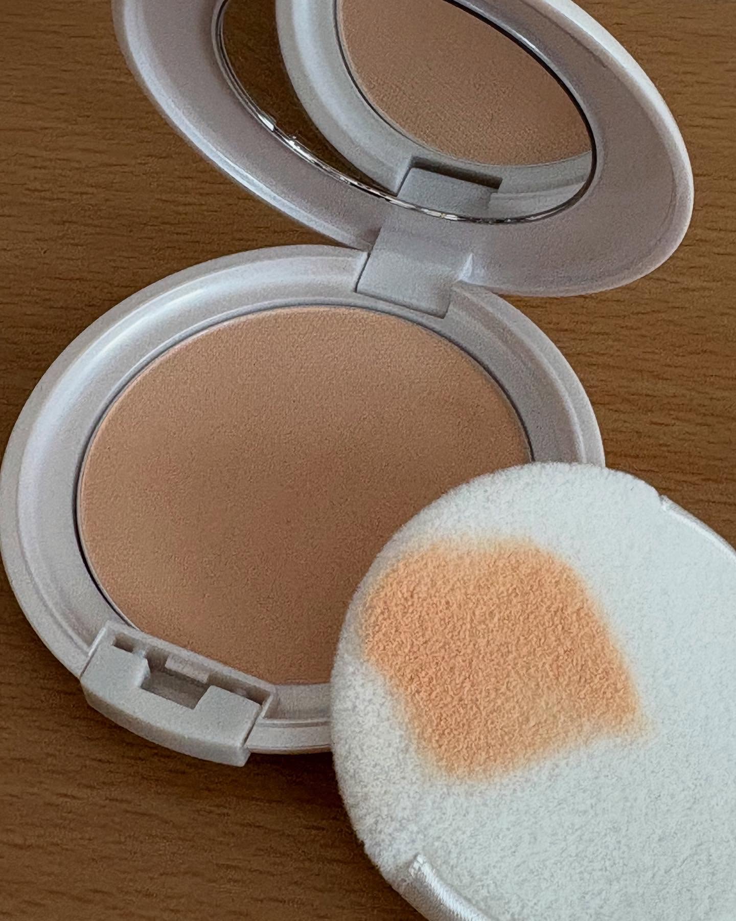 サナ　舞妓はん　化粧もち美容液パウダー/舞妓はん/プレストパウダーを使ったクチコミ（3枚目）