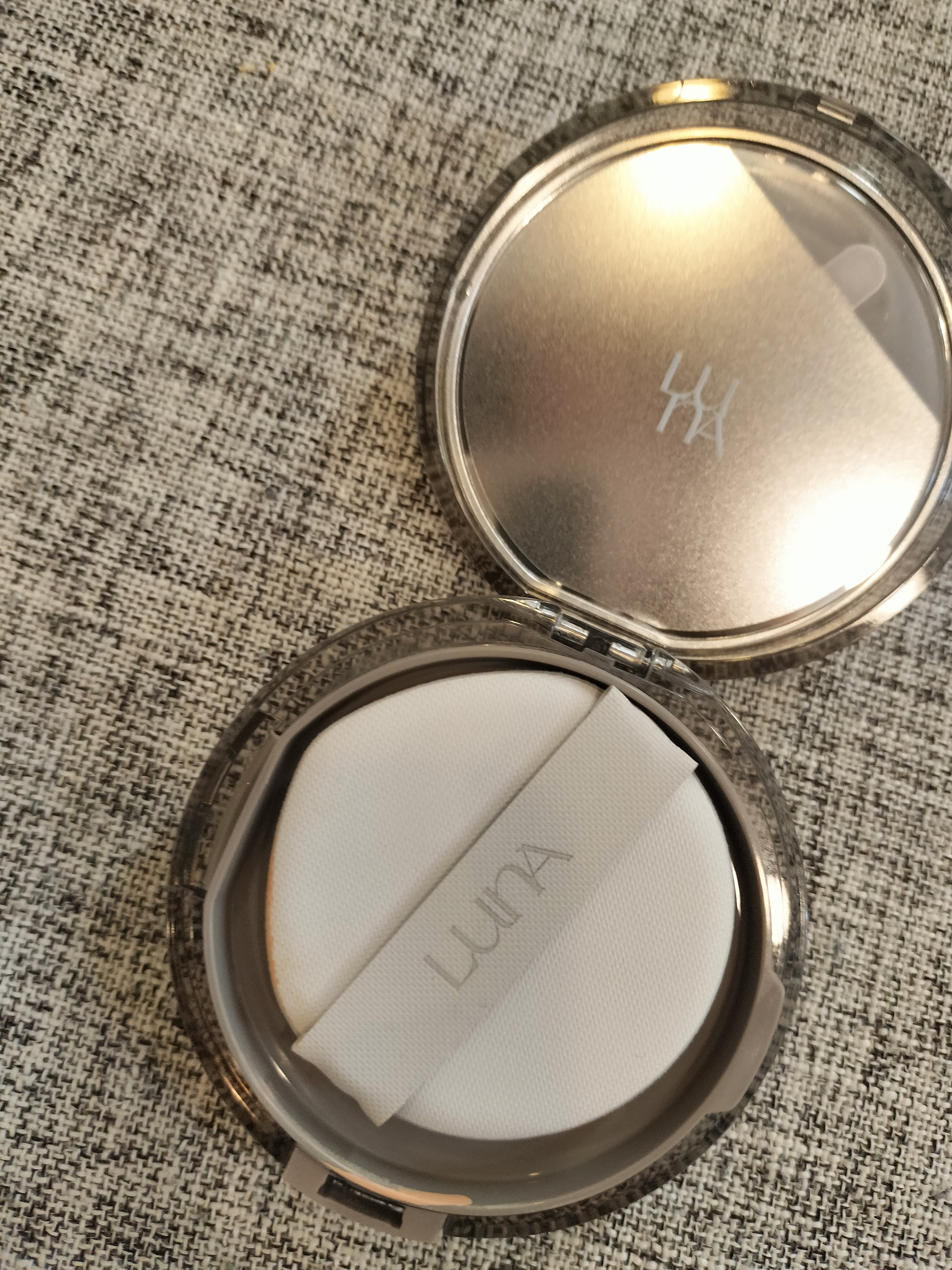 ブラーカバークッション/LUNA/クッションファンデーションを使ったクチコミ（2枚目）