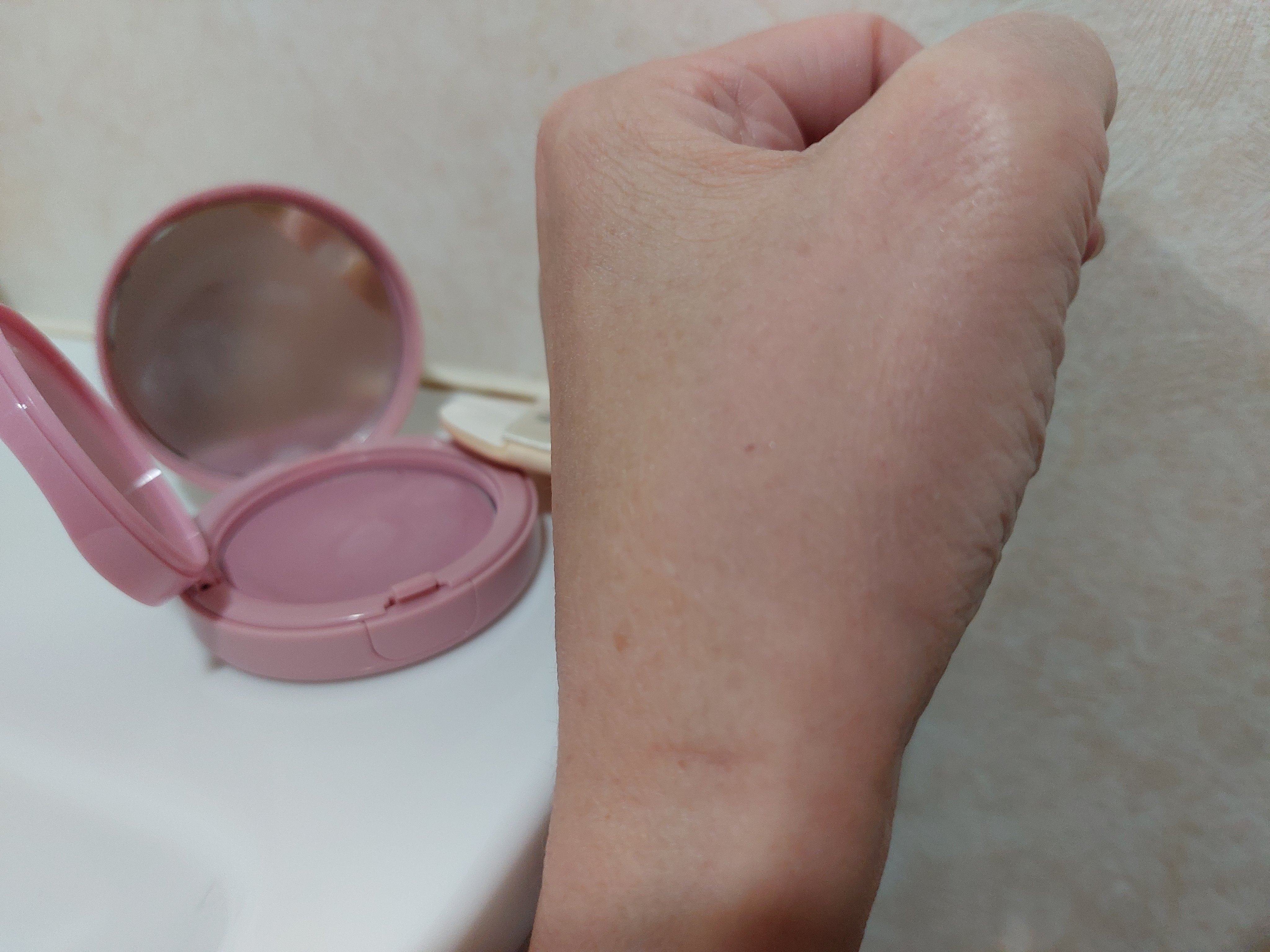 フラッフィーベルベットクッションチーク /TFIT/ジェル・クリームチークを使ったクチコミ（2枚目）