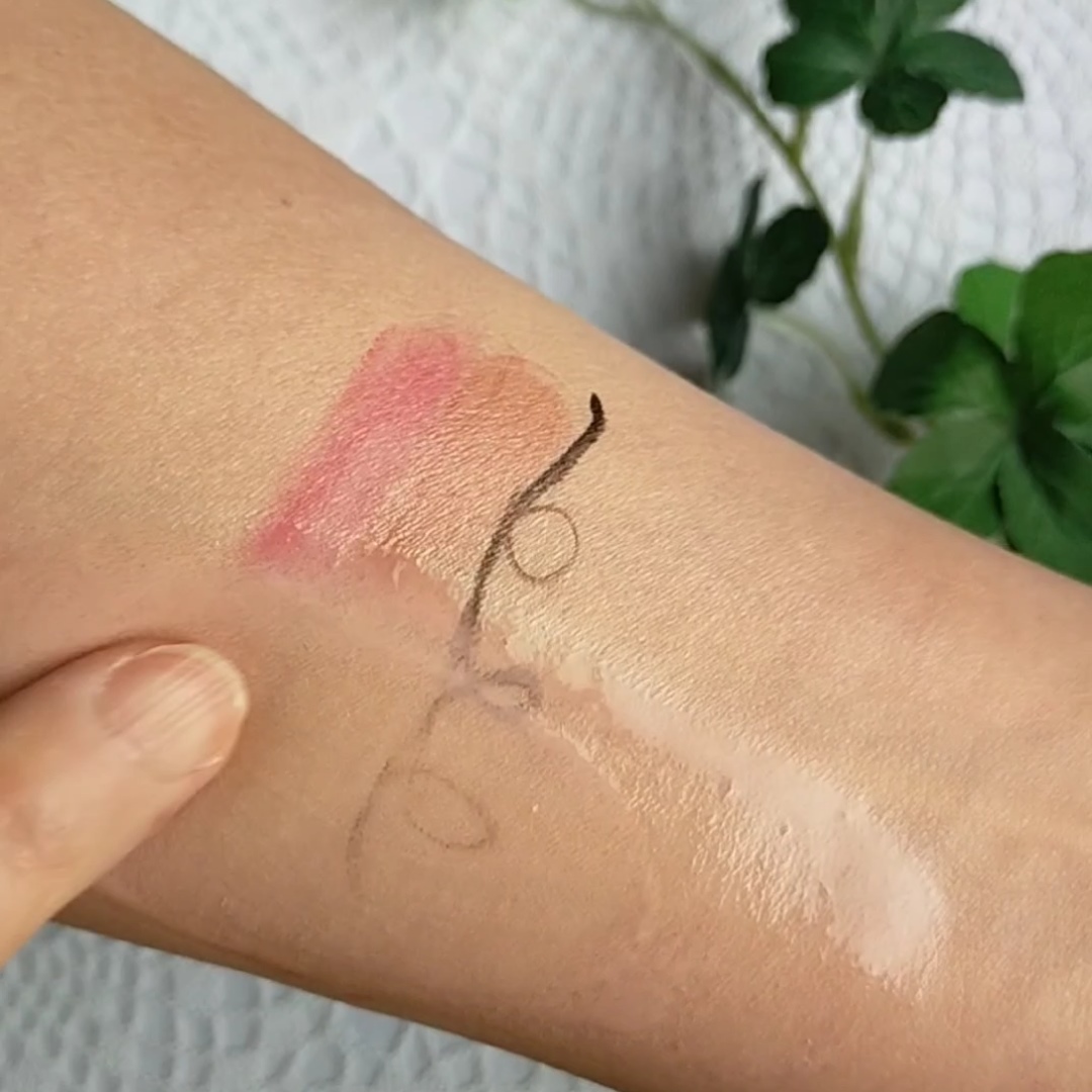 バイオームビタC黒クマアイパッチ/UIQ/シートマスク・パックを使ったクチコミ（3枚目）