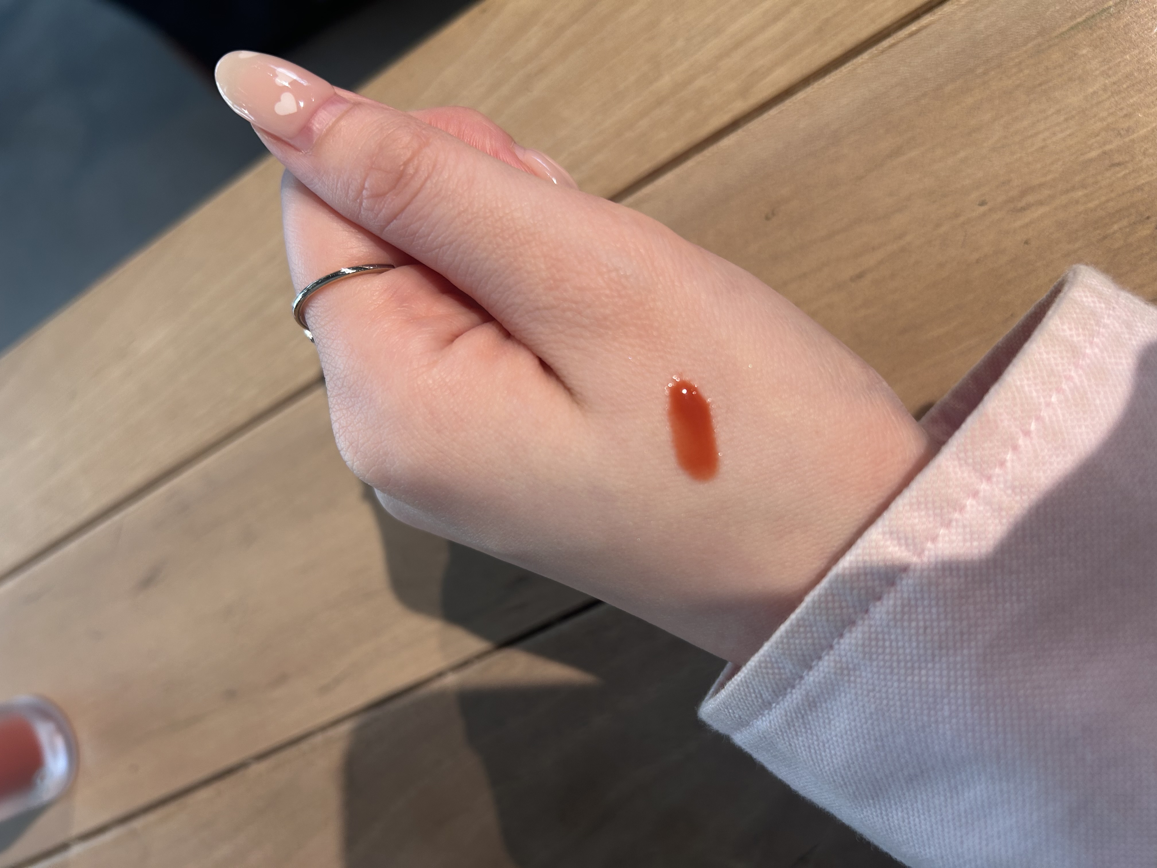 ジューシーベリープランピングリップオイル/TOCOBO/リップグロスを使ったクチコミ（3枚目）