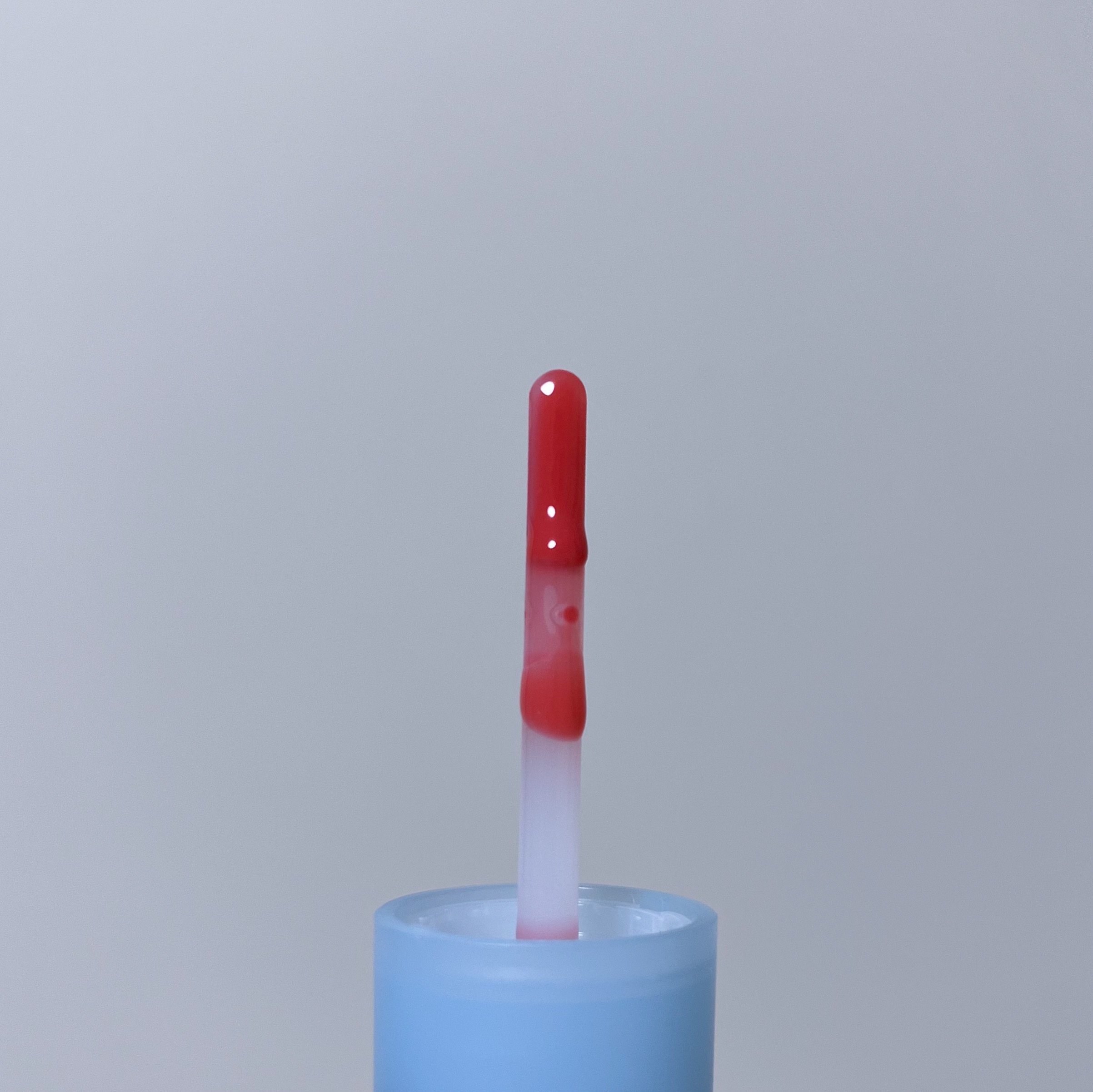 ジューシーベリープランピングリップオイル/TOCOBO/リップグロスを使ったクチコミ（2枚目）