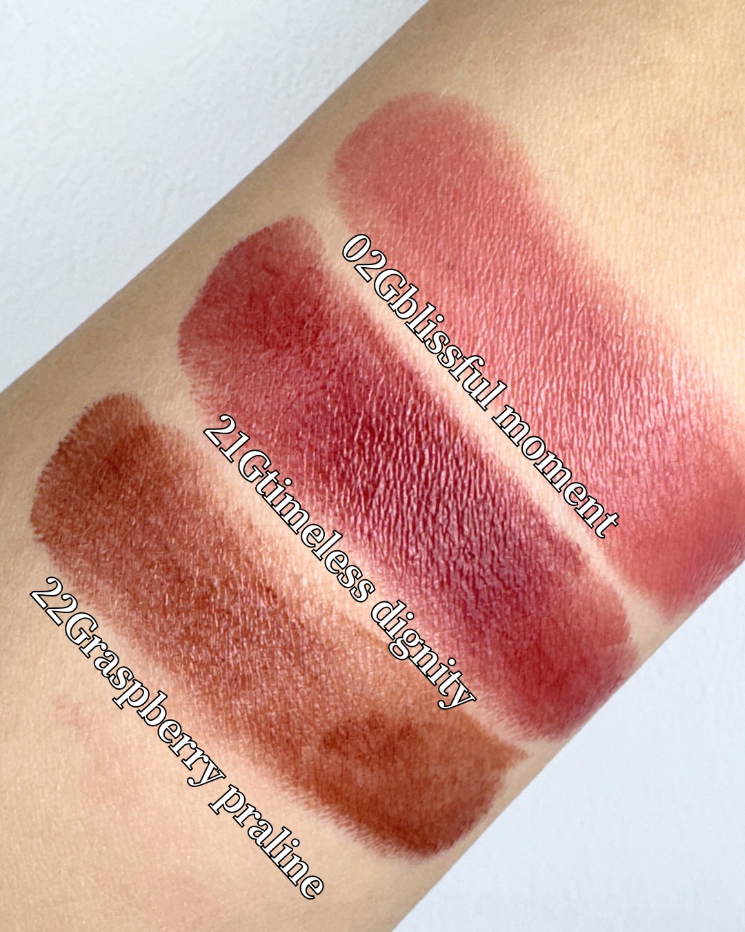 ルージュデコルテ　クリームグロウ 22G raspberry praline/DECORTÉ/口紅を使ったクチコミ（2枚目）