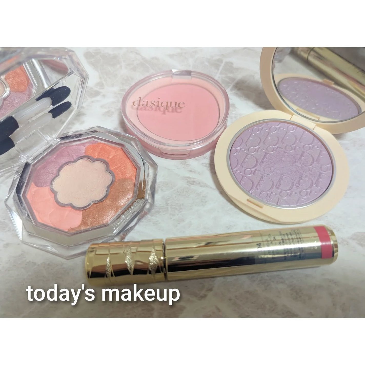 ジルスチュアート ブルームクチュール アイズ/JILL STUART/アイシャドウパレットを使ったクチコミ(1枚目)