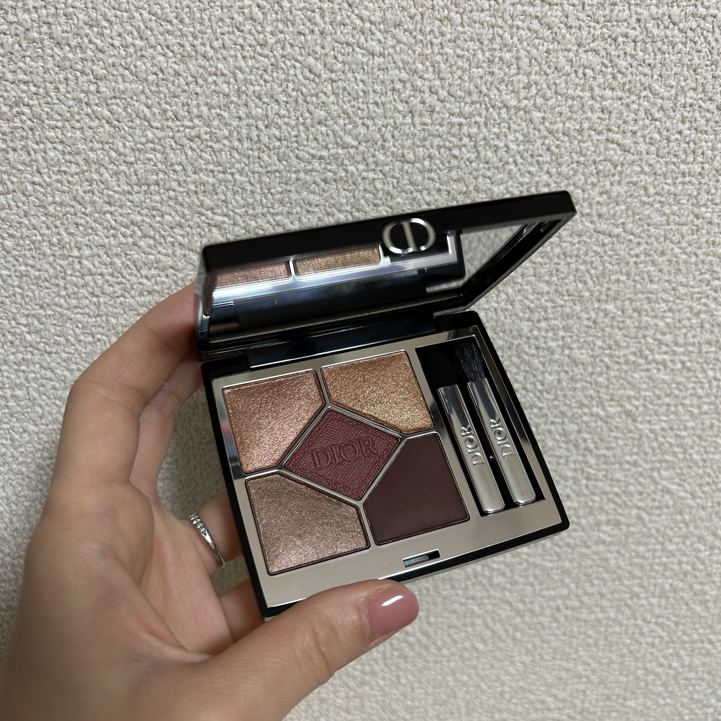 ディオールショウ サンク クルール 689 ミッツァ/Dior/アイシャドウを使ったクチコミ（1枚目）