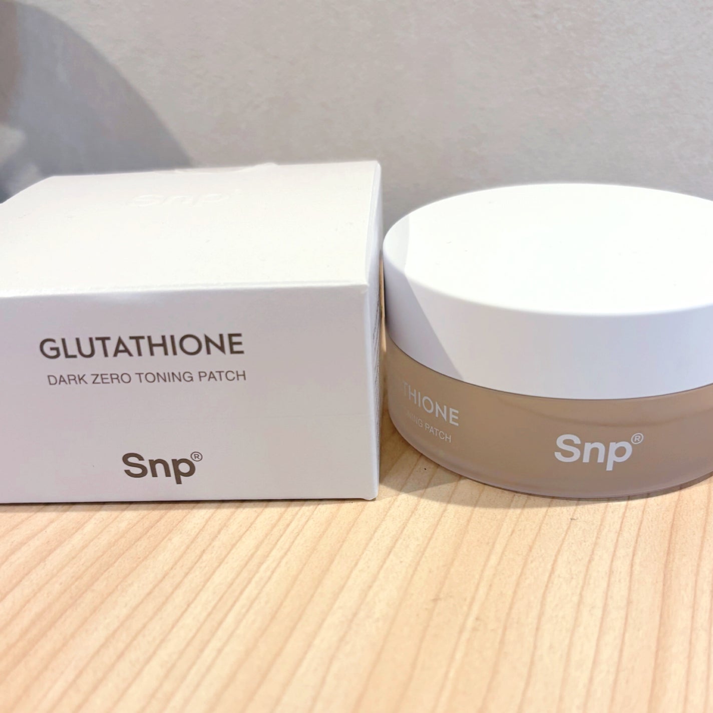 グルタチオンダークゼロトーニングパッチ/SNP/アイケア・アイクリームを使ったクチコミ(4枚目)