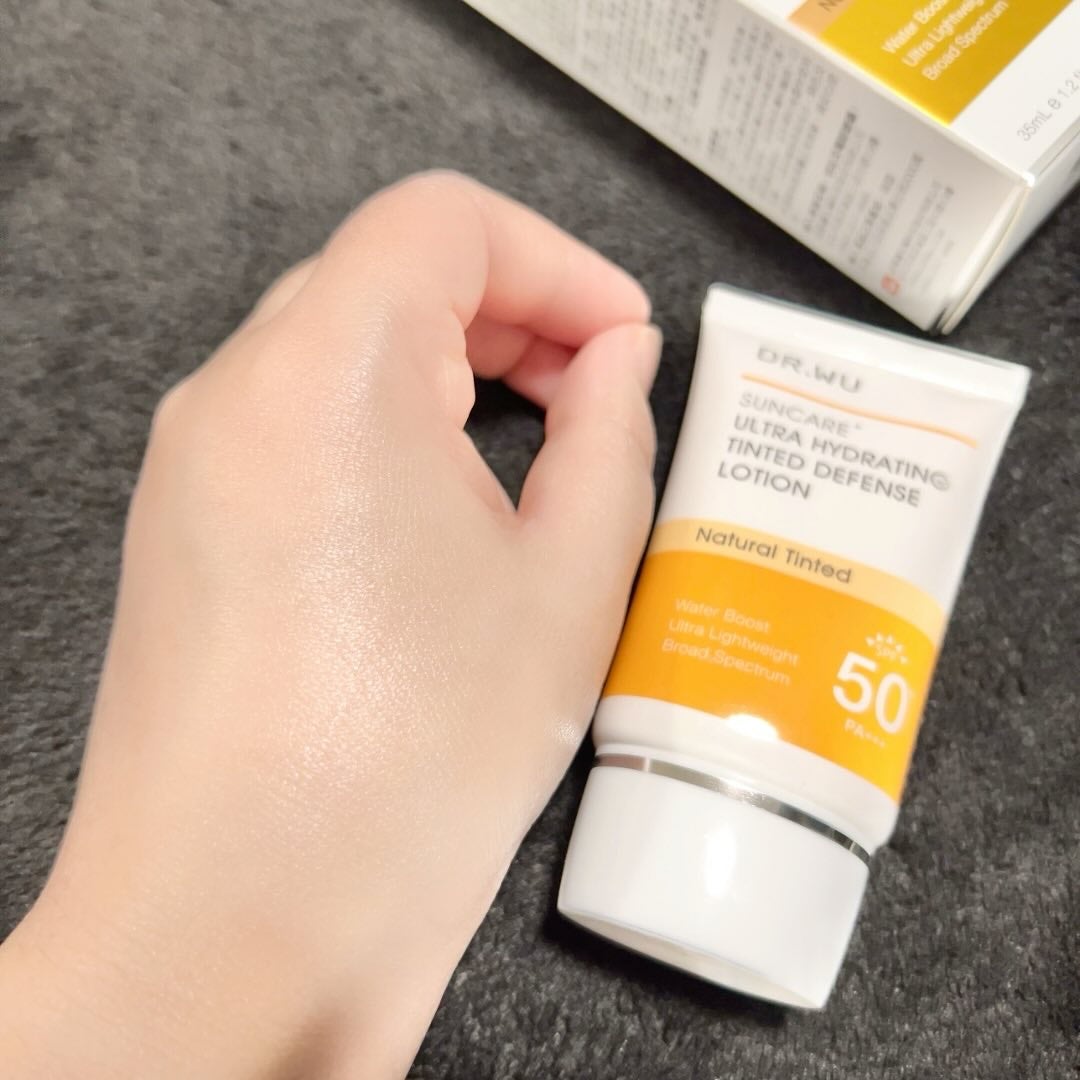 サンスクリーン+モイスト(色付き)<日焼け止め>/DR.WU/日焼け止めローションを使ったクチコミ(3枚目)