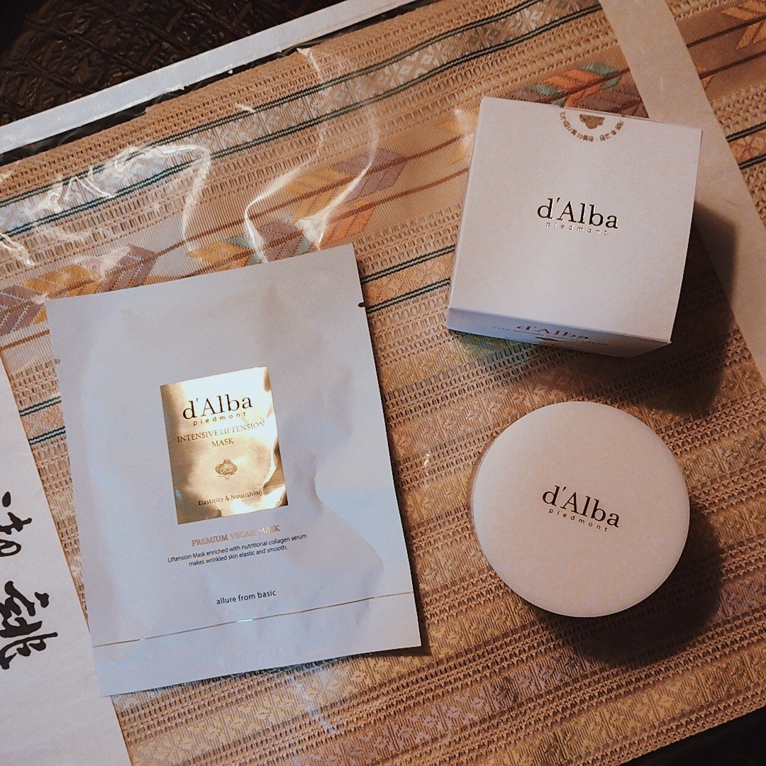 ビタトーニングカプセルクリーム/ダルバ/フェイスクリームを使ったクチコミ（1枚目）