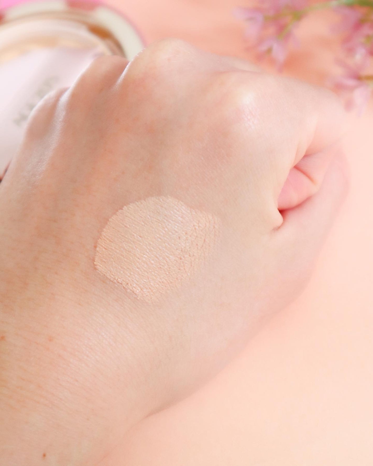 ヴェールヌーディ エッセンスパクトグロウ/AGE20’s/クリーム・エマルジョンファンデーションを使ったクチコミ(6枚目)