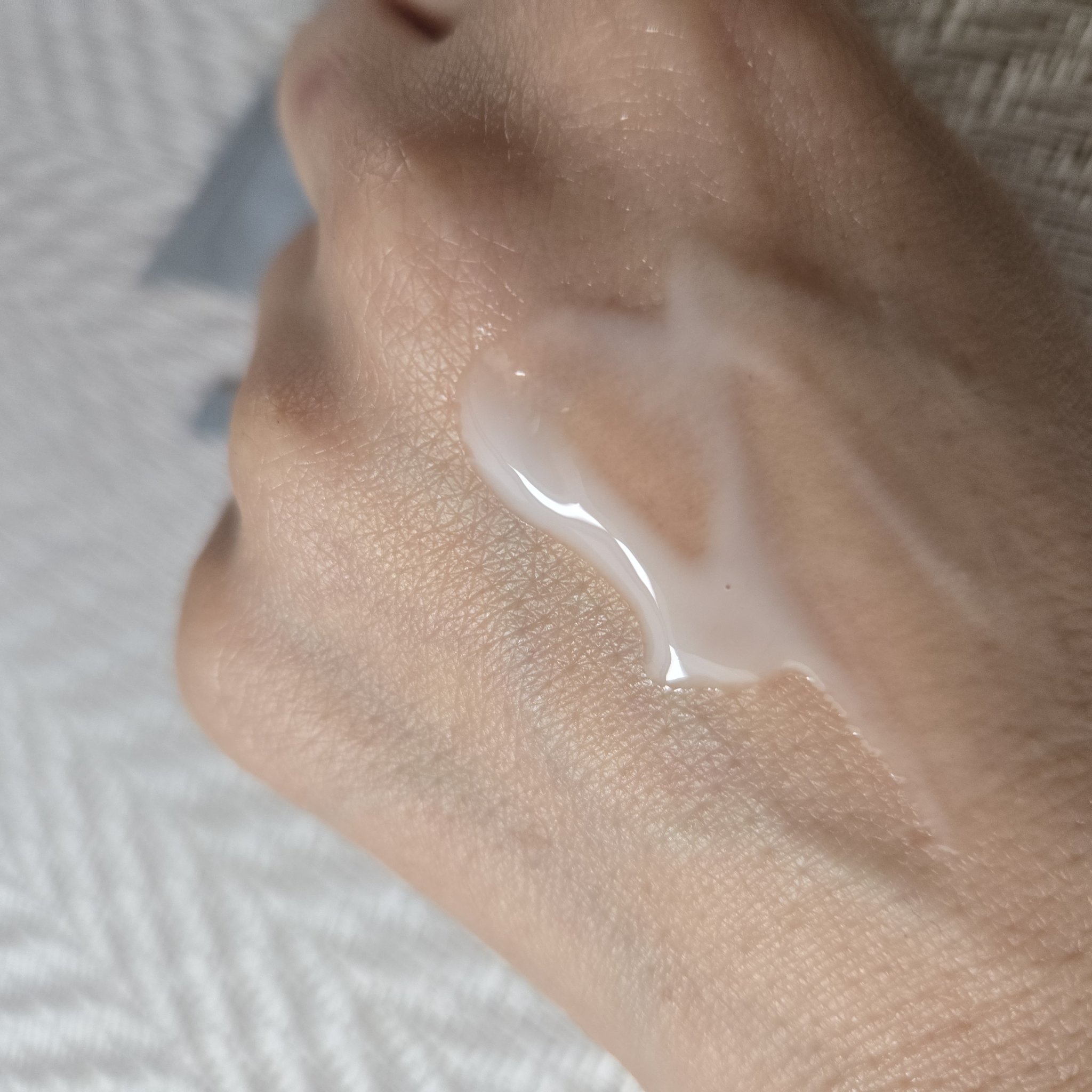 デュイバイオームセラム/UIQ/美容液を使ったクチコミ（3枚目）