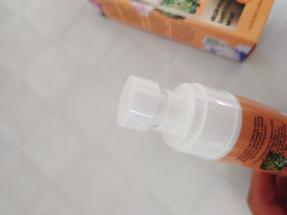 メイクアップセッティングミスト/J. Cat Beauty/フィックスミストを使ったクチコミ(2枚目)