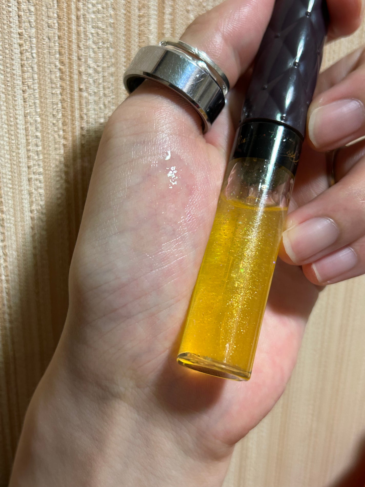 ニュアンスラスターグロス/KiSS/リップグロスを使ったクチコミ(2枚目)