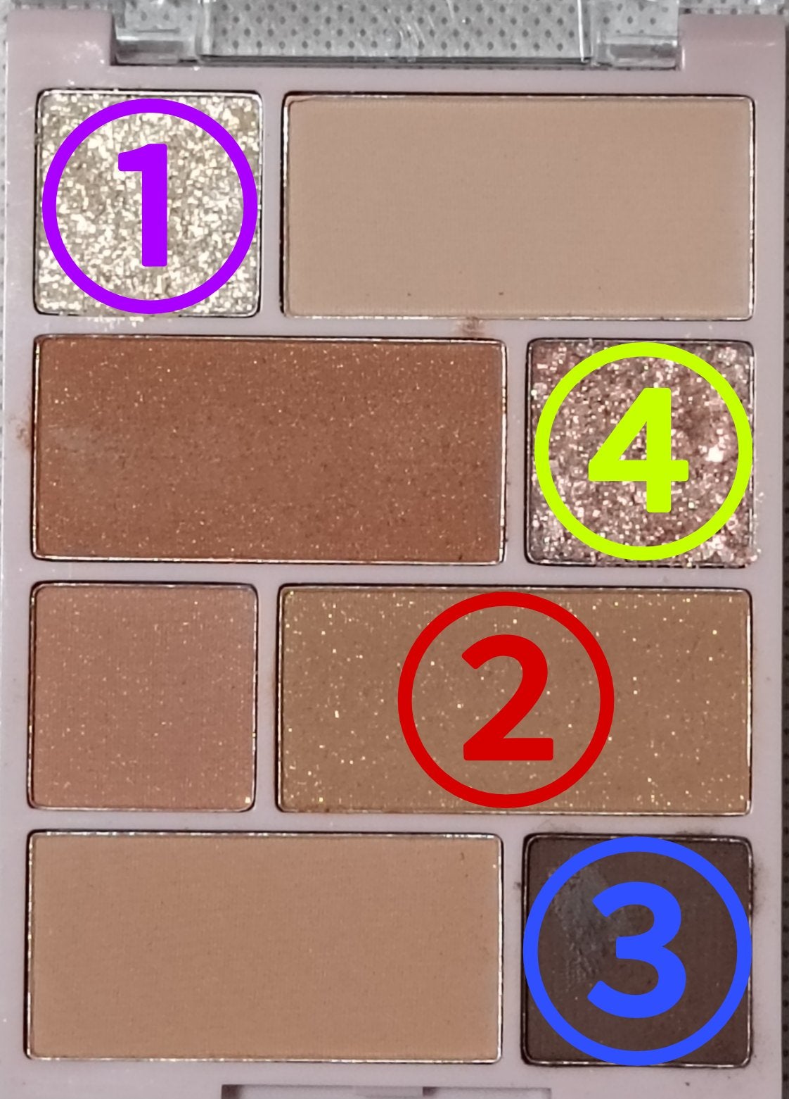 ラスティンググロスリップ/CEZANNE/口紅を使ったクチコミ(4枚目)