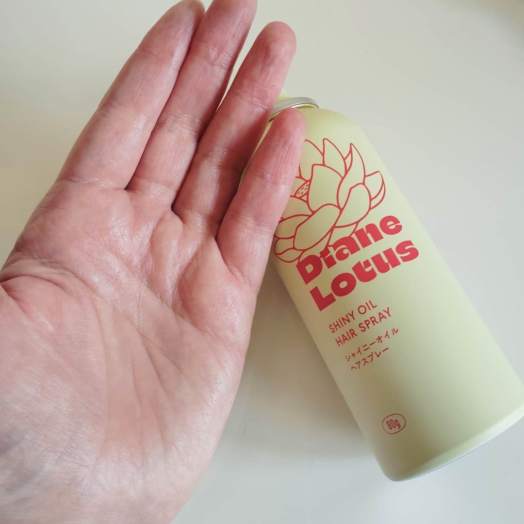 ロータス シャイニーオイル ヘアスプレー フィグ&ローズの香り/ダイアン/ヘアスプレーを使ったクチコミ(3枚目)