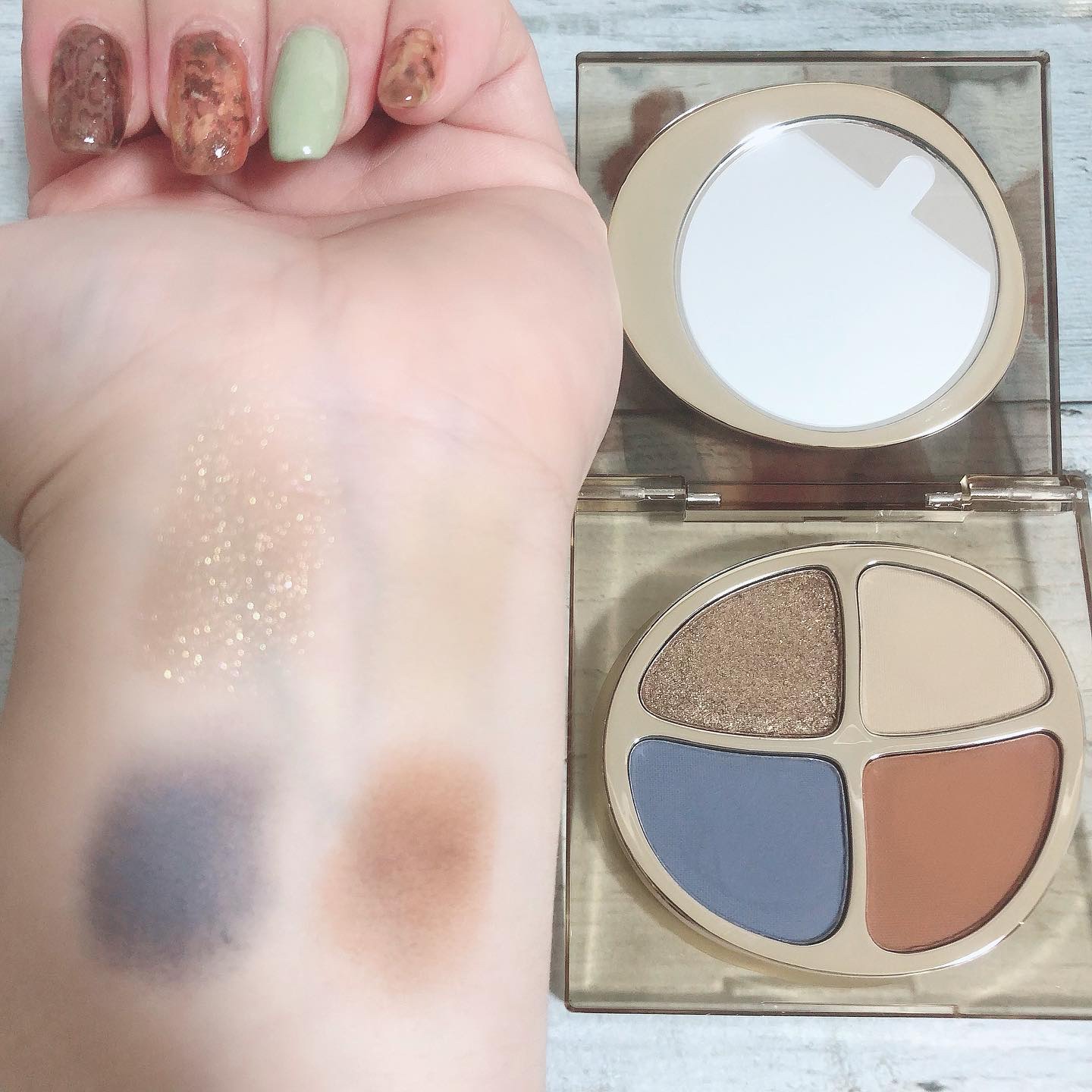 Joocyee 遊染インクスマッジパレットのクチコミ「本日の#コスメ購入品

#joocyee
#ジューシー
#joocyeeアイシャドウ 

私の.....」（3枚目）