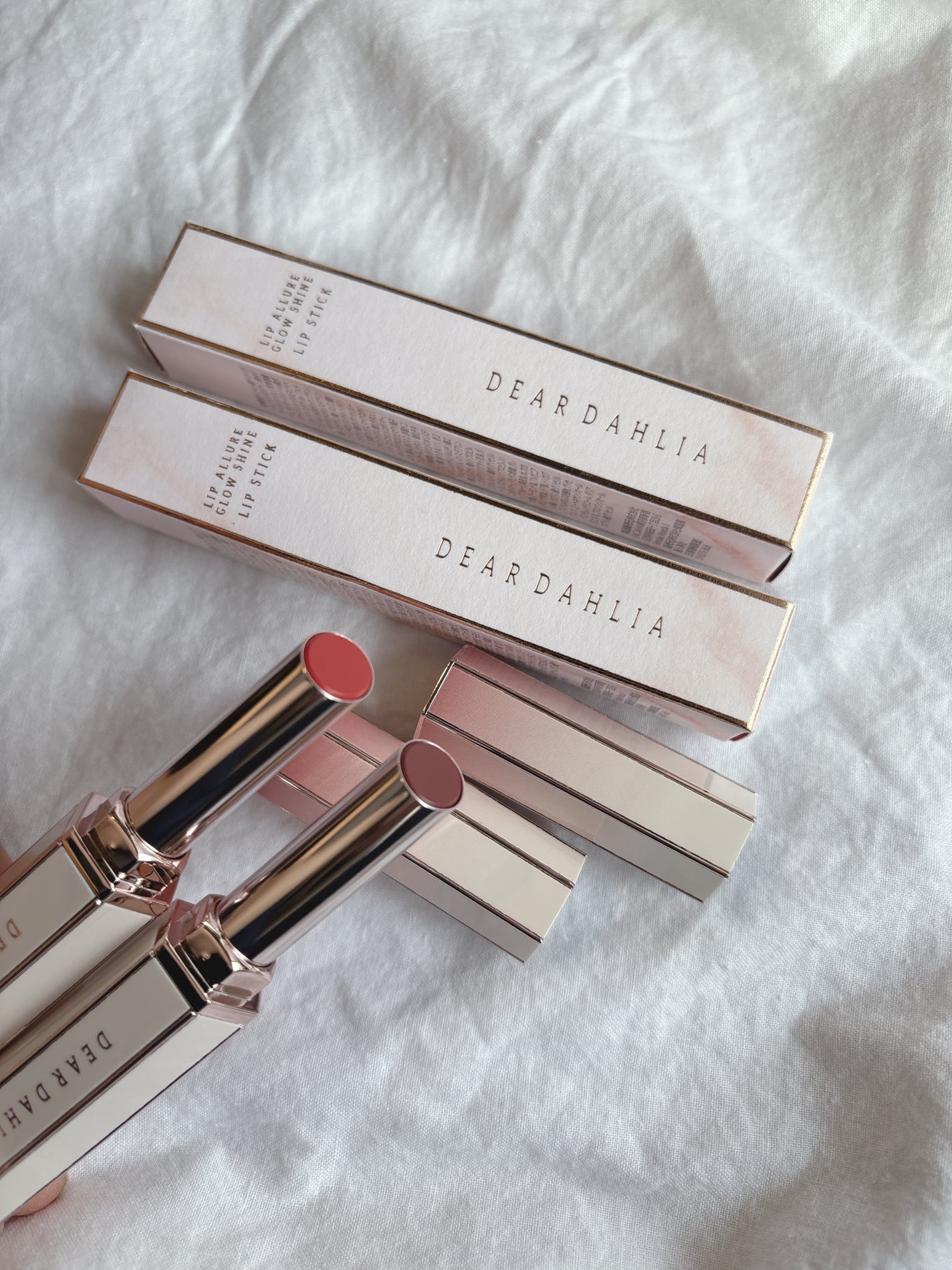 リップアルアグロウシャイン/DEAR DAHLIA/口紅を使ったクチコミ(2枚目)