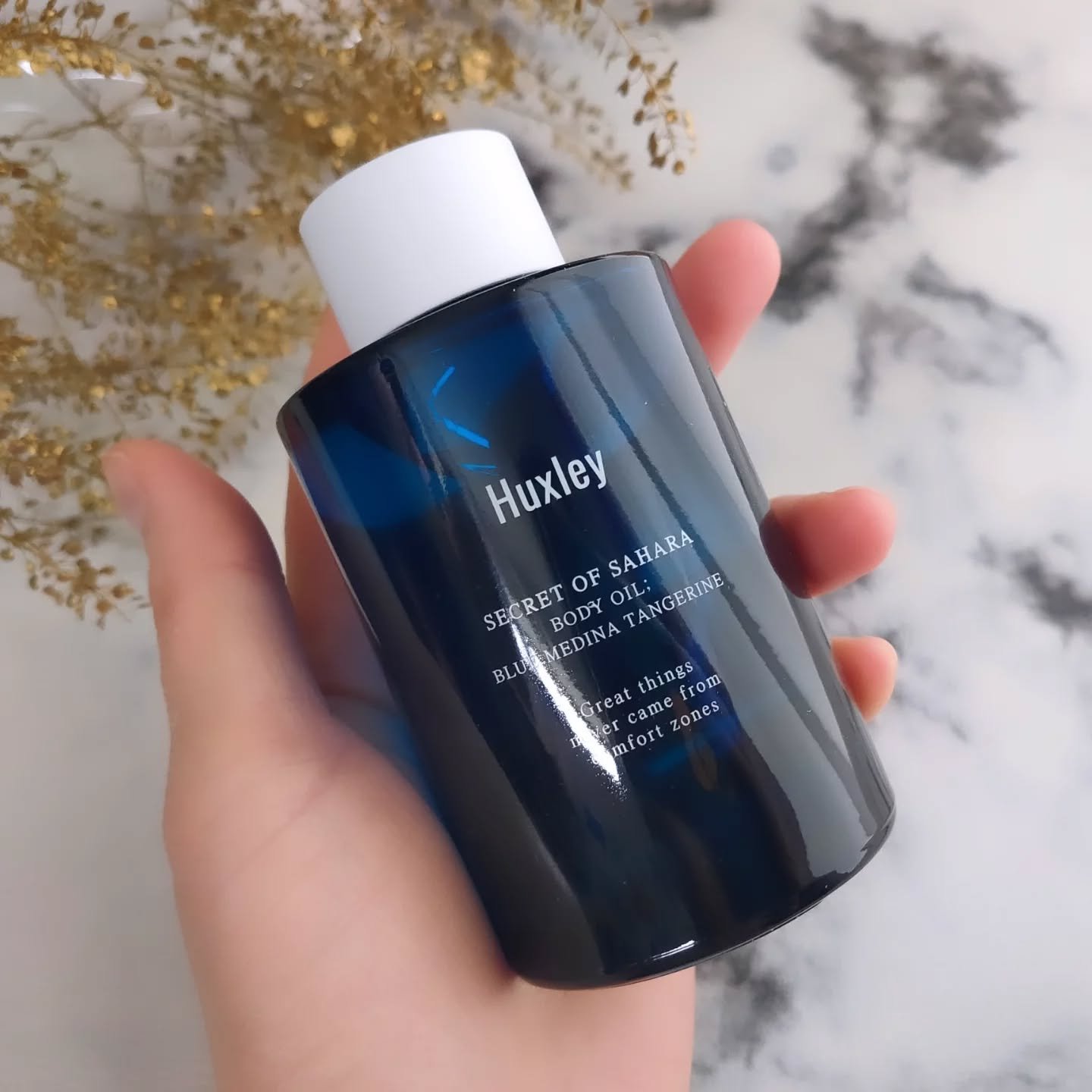 ボディオイル；ブルーメディナタンジェリン/Huxley/ボディオイルを使ったクチコミ（3枚目）