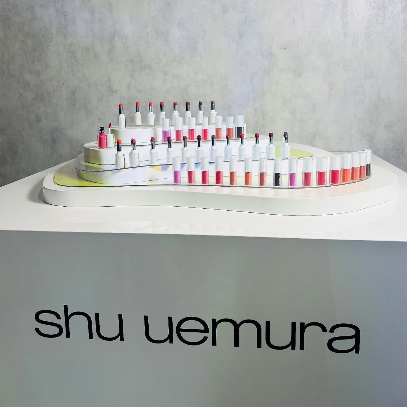 キヌケアグローアップ グリーム/shu uemura/口紅を使ったクチコミ(1枚目)