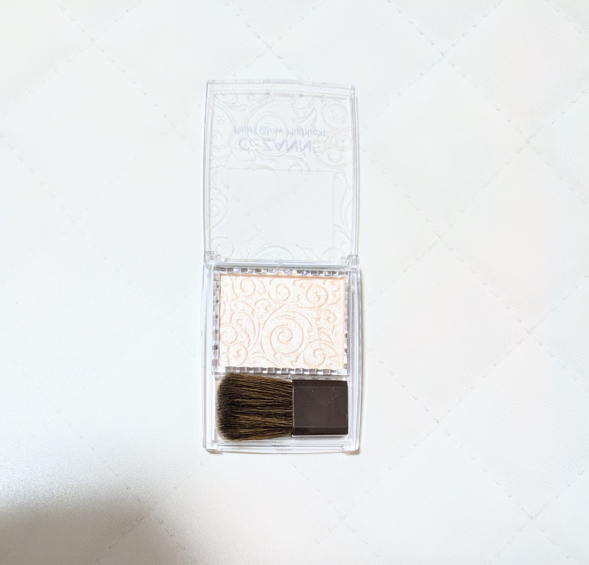 パールグロウハイライト/CEZANNE/パウダーハイライトを使ったクチコミ（2枚目）