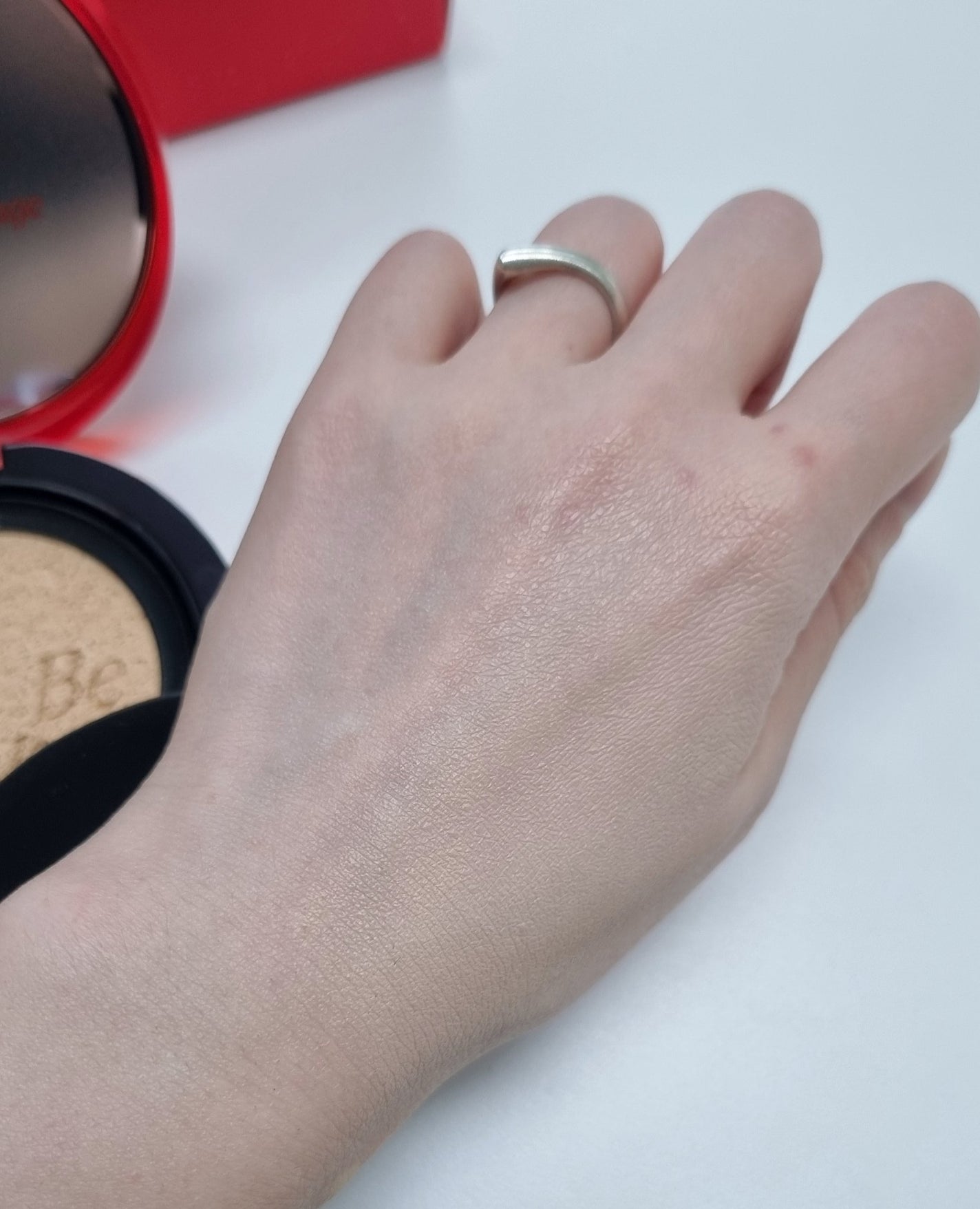 ビーベルベット カバークッション/espoir/クッションファンデーションを使ったクチコミ(5枚目)