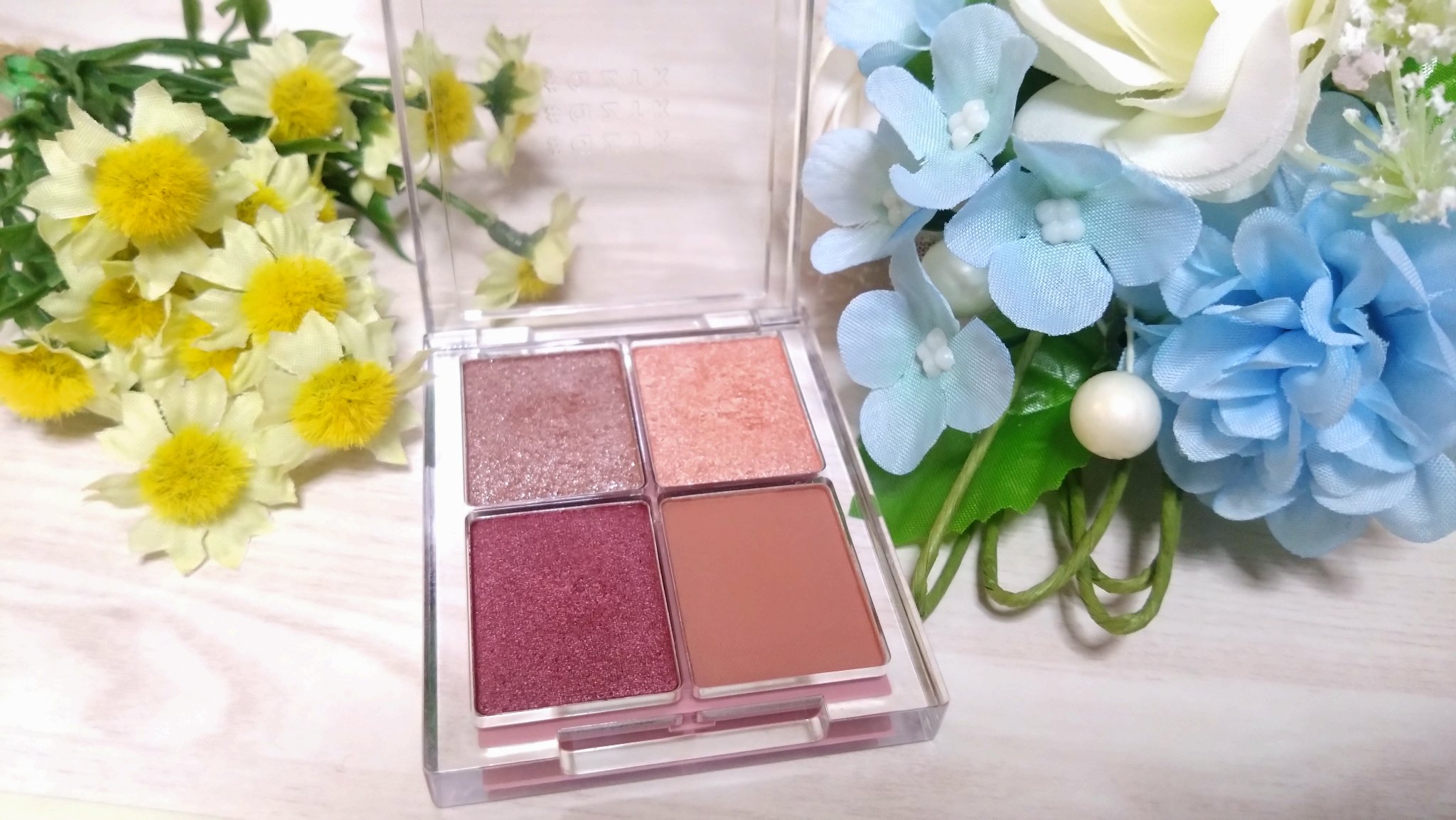 4色アイシャドウパレット/aZTK/アイシャドウパレットを使ったクチコミ（3枚目）