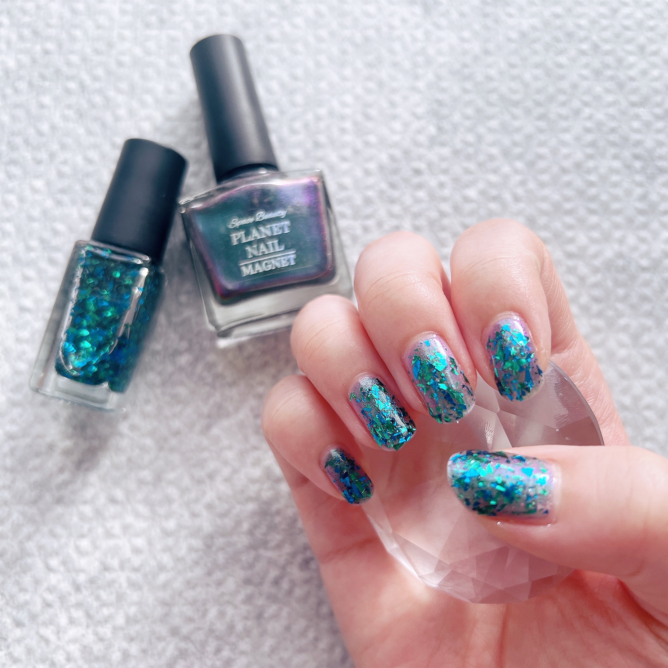 ネイルホリック パーティーフレーク/ネイルホリック/マニキュアを使ったクチコミ（1枚目）