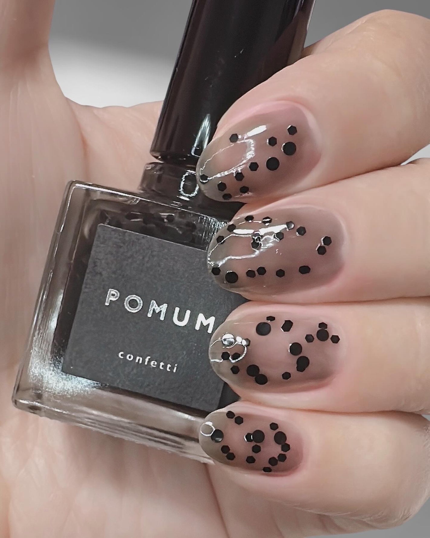 ネイルカラー・マニキュア pomum ネイルポリッシュ|POMUM NAILの口コミ - POMUM confetti by