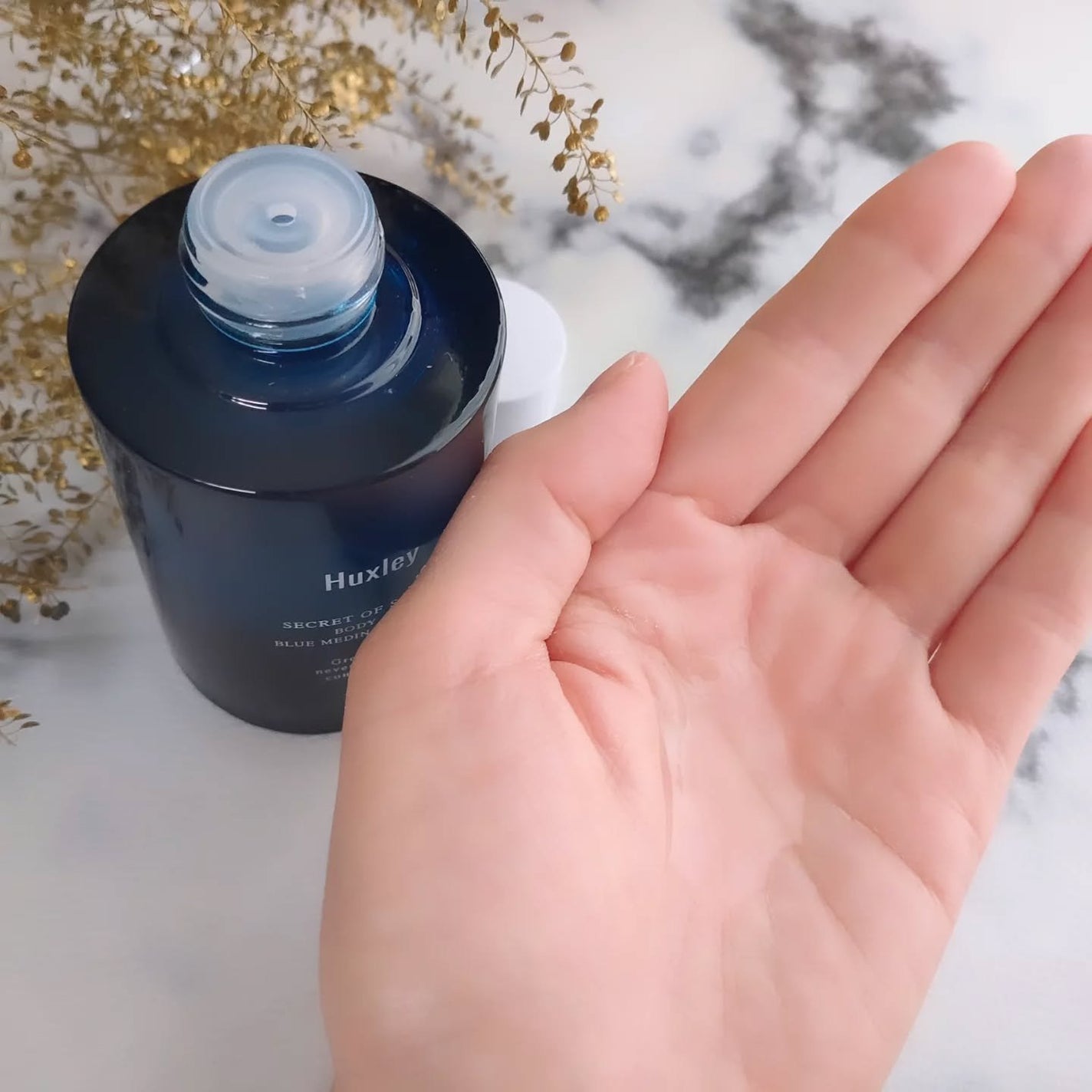 ボディオイル;ブルーメディナタンジェリン/Huxley/ボディオイルを使ったクチコミ(5枚目)