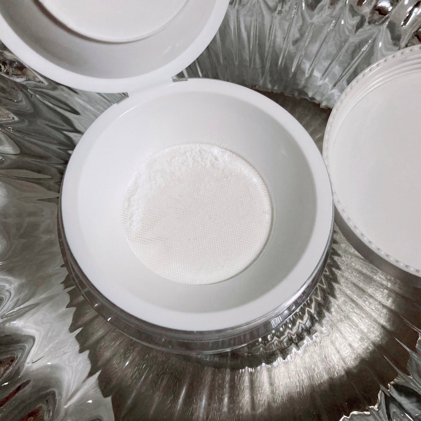 トランスルーセントセットフィニッシングパウダー/TFIT/ルースパウダーを使ったクチコミ(3枚目)