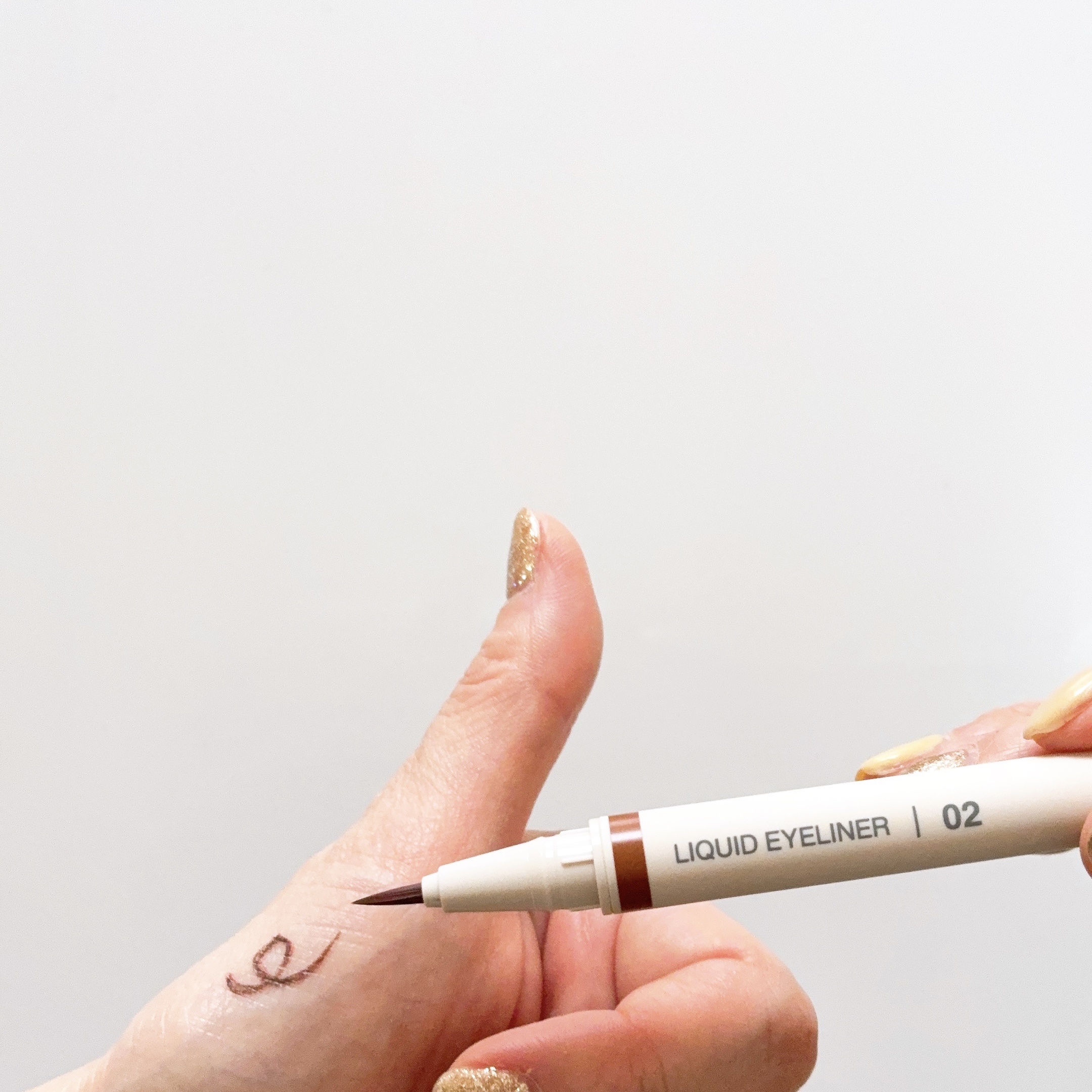 リキッドアイライナー/無印良品/リキッドアイライナーを使ったクチコミ（3枚目）