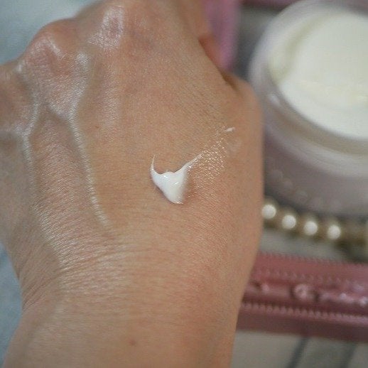 グラスーン グルタブライト VC リフタンクリーム/GLASSOON/フェイスクリームを使ったクチコミ(4枚目)