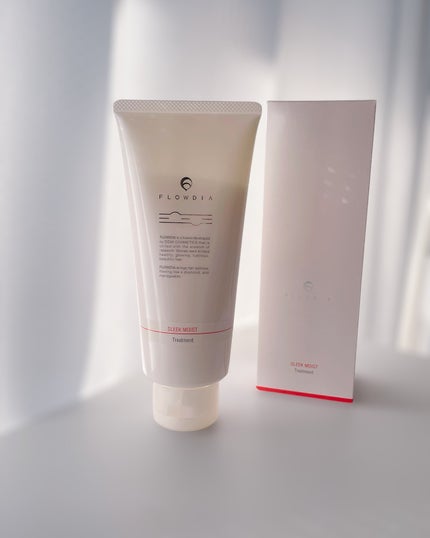 フローディア トリートメント スリークモイスト/FLOWDIA/洗い流すヘアトリートメントを使ったクチコミ(5枚目)