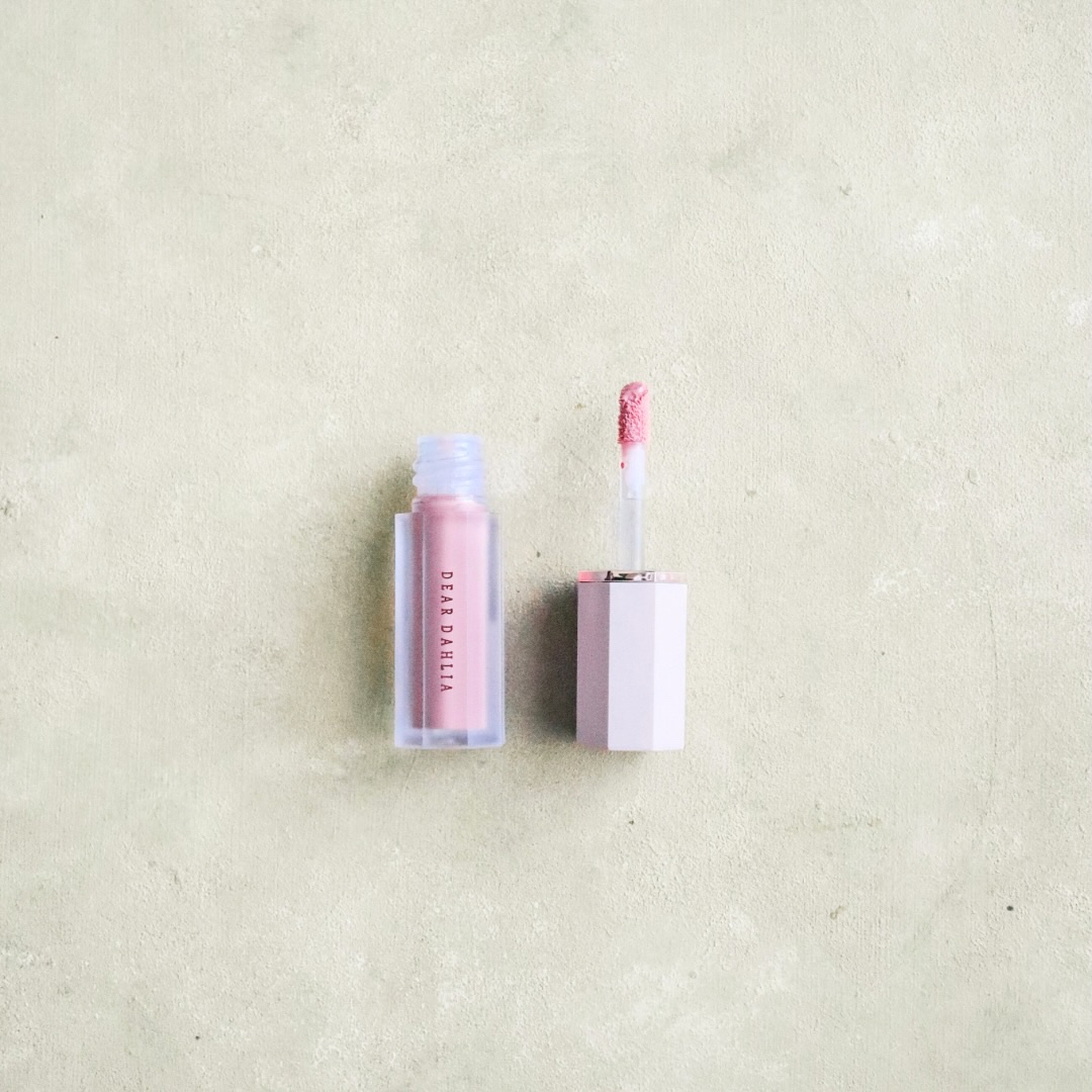 ペタルドロップリキッドブラッシャー/DEAR DAHLIA/リキッドチークを使ったクチコミ（3枚目）