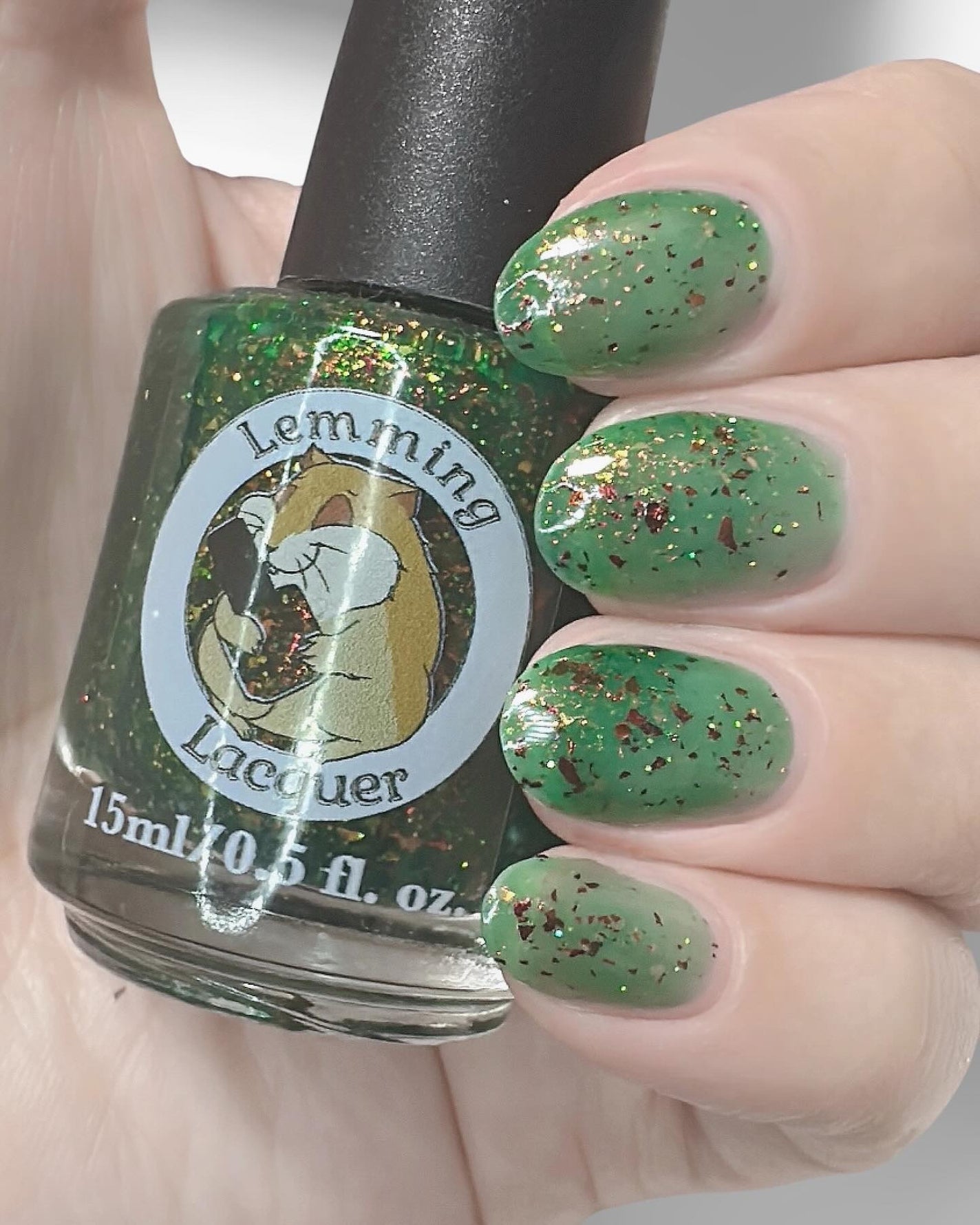 ᴘᴏʏᴏɴ on LIPS 「LemmingLacquerBrigidパキッとクリアグリーン..」(1枚目)