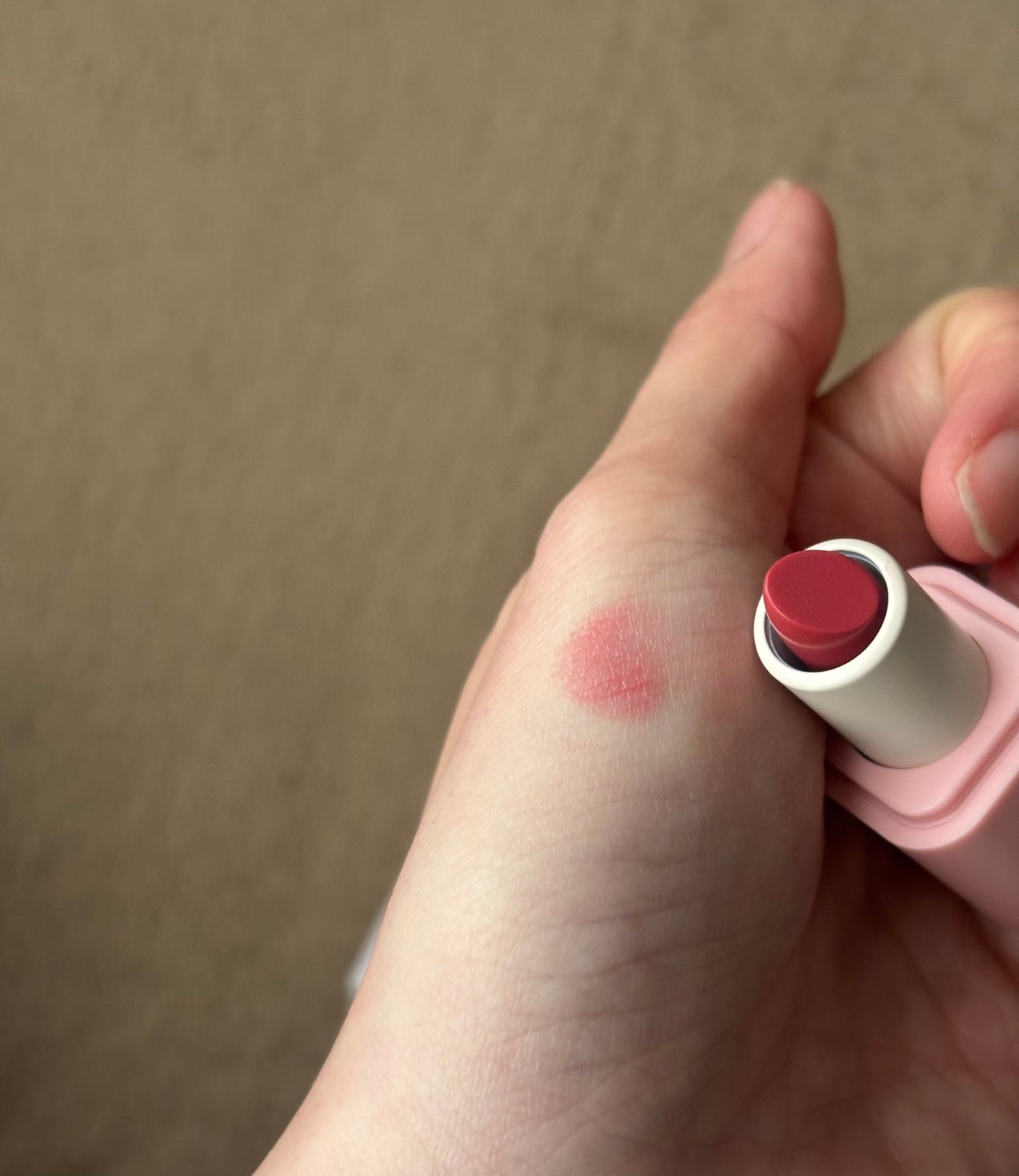 シアーグラスリップスティック/hana by hince/口紅を使ったクチコミ(2枚目)