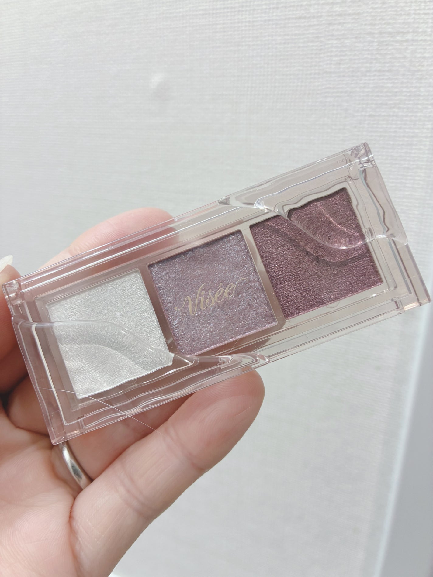 ゆきなこ on LIPS 「今回のレビューはこちら✨ViseeキラーアイトリオPU-5射抜..」(1枚目)