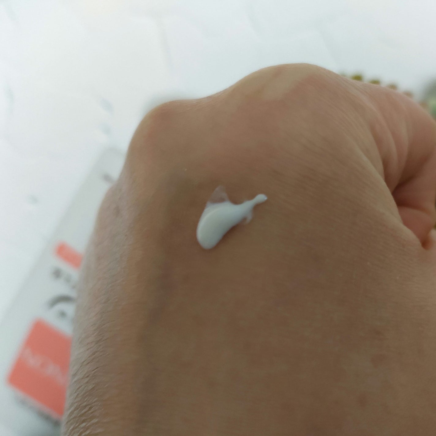 fantastic_make_iqfe on LIPS 「ミノンから製品の提供をいただきました。製品名:ミノンUVマイル..」(3枚目)