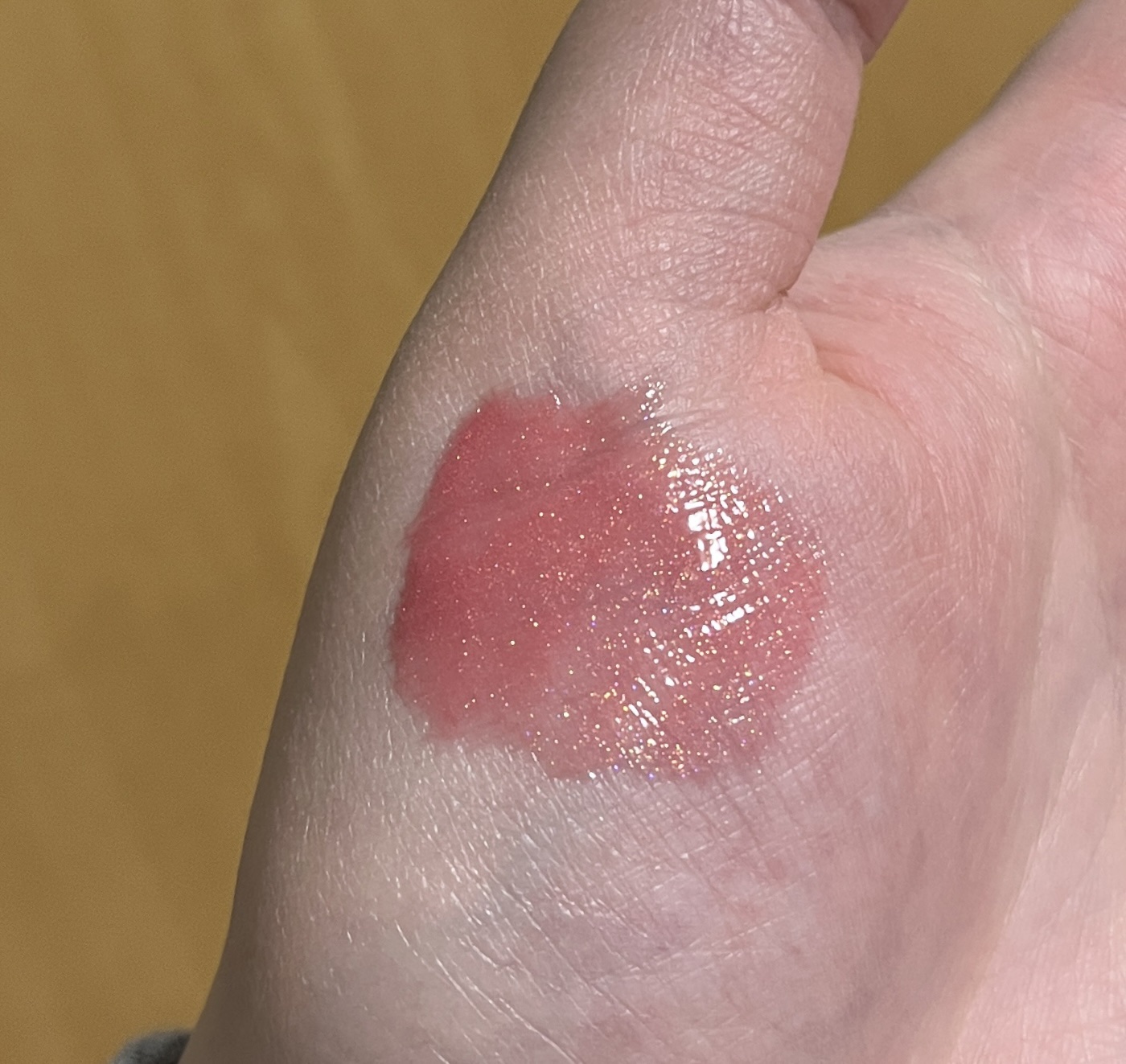 フラッシュ映えグロス 02凛ROSE/ギャルズ コスメティックス/リップグロスを使ったクチコミ（3枚目）